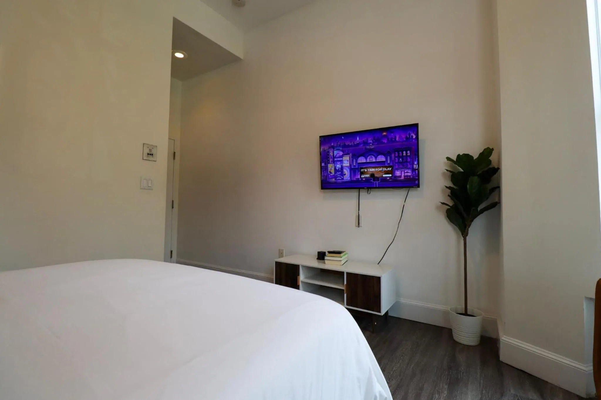 TV and multimedia, Bed in Good Hotels Boston