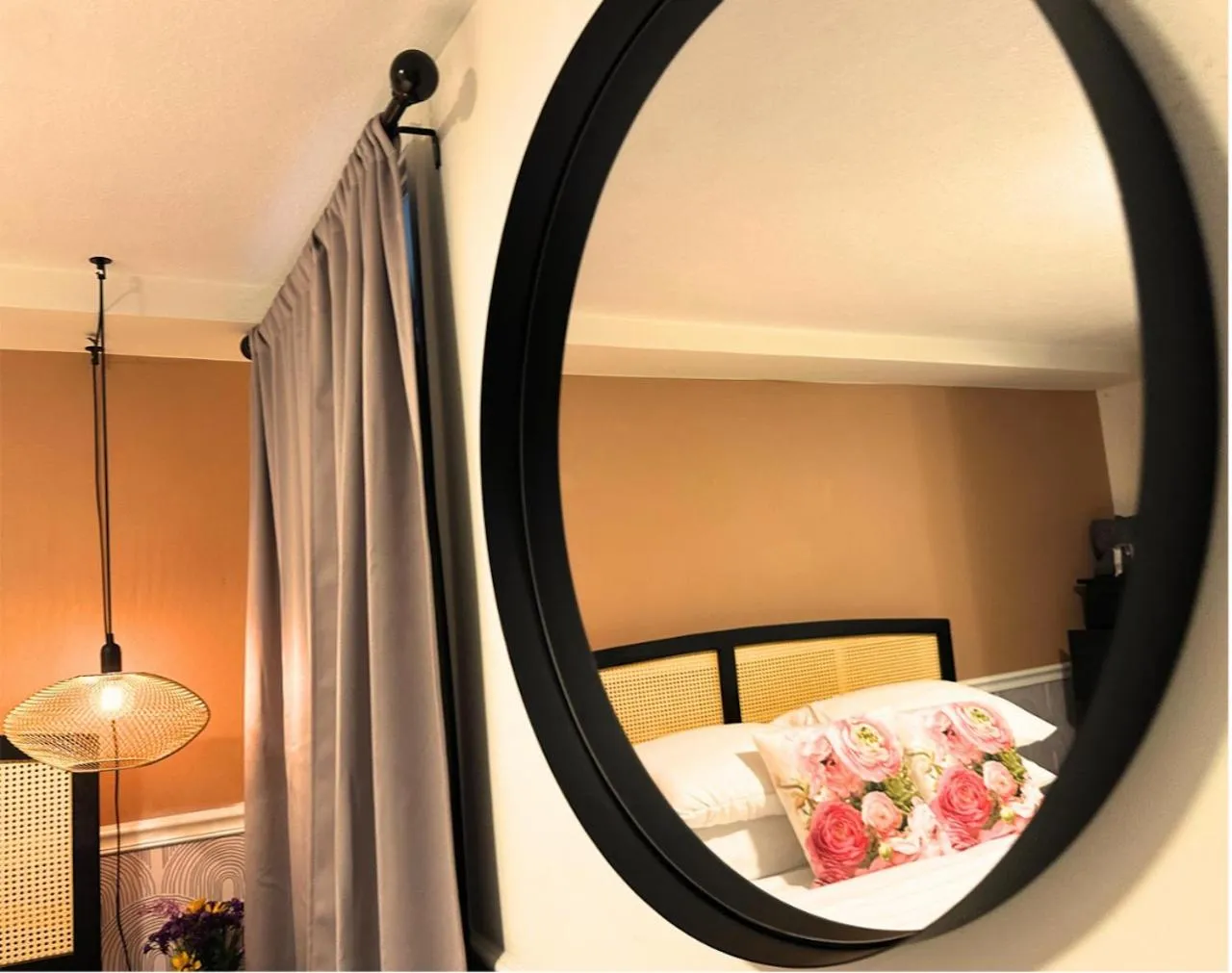 Bedroom, Bed in Good Hotels Boston