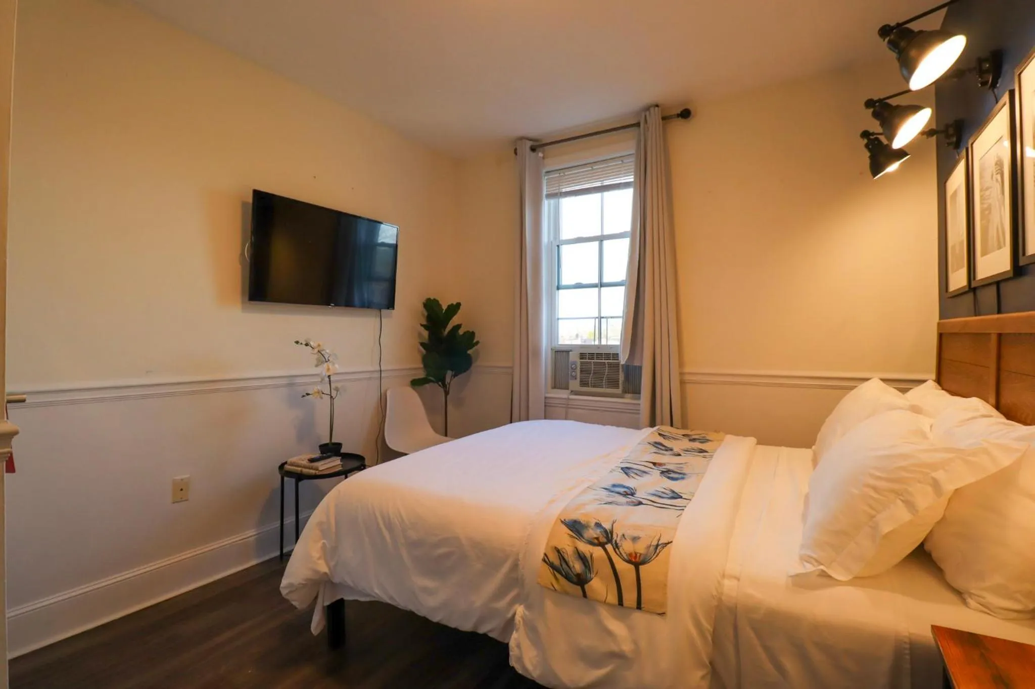 Bed in Good Hotels Boston