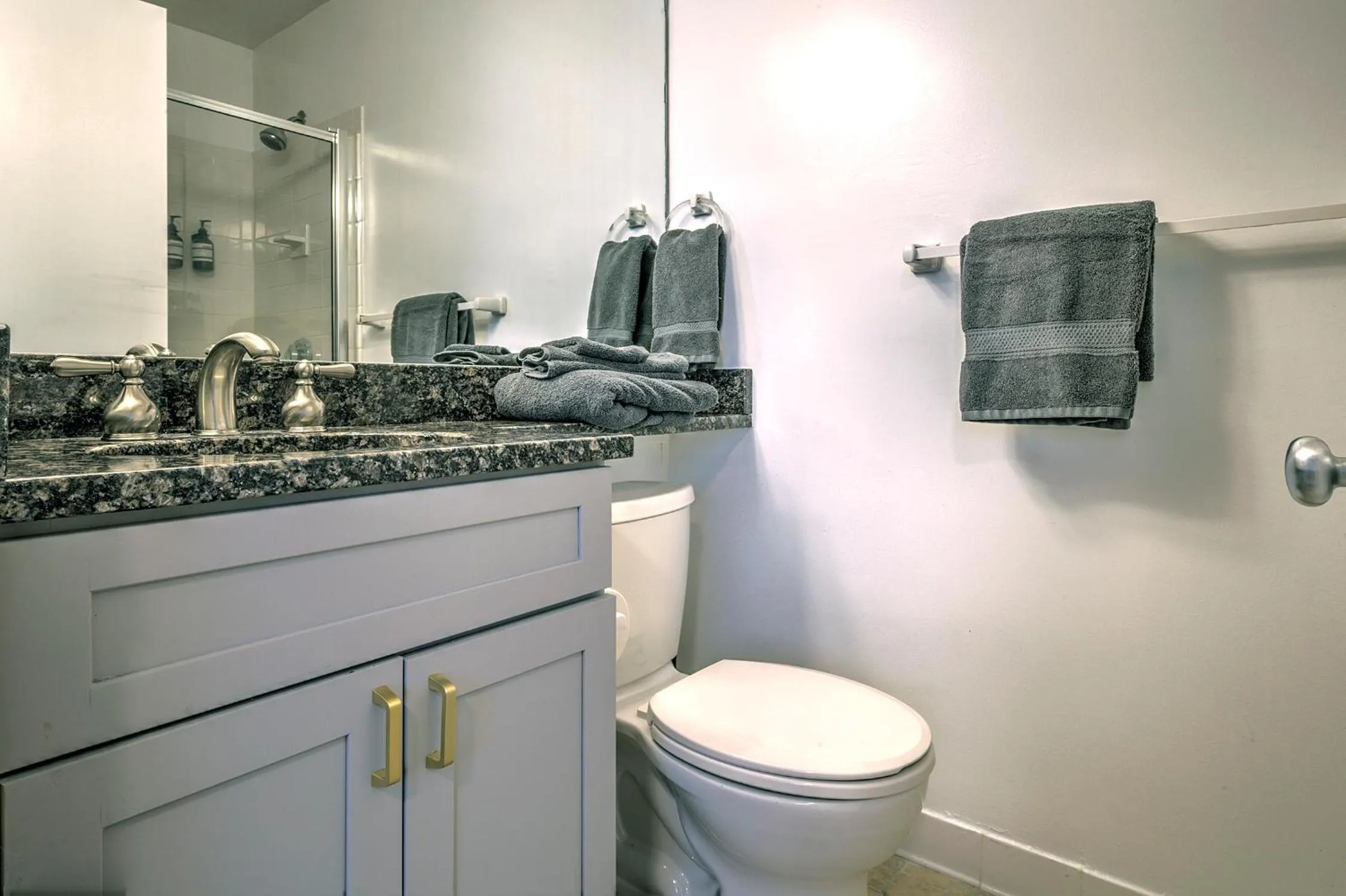 Bathroom in Good Hotels Boston