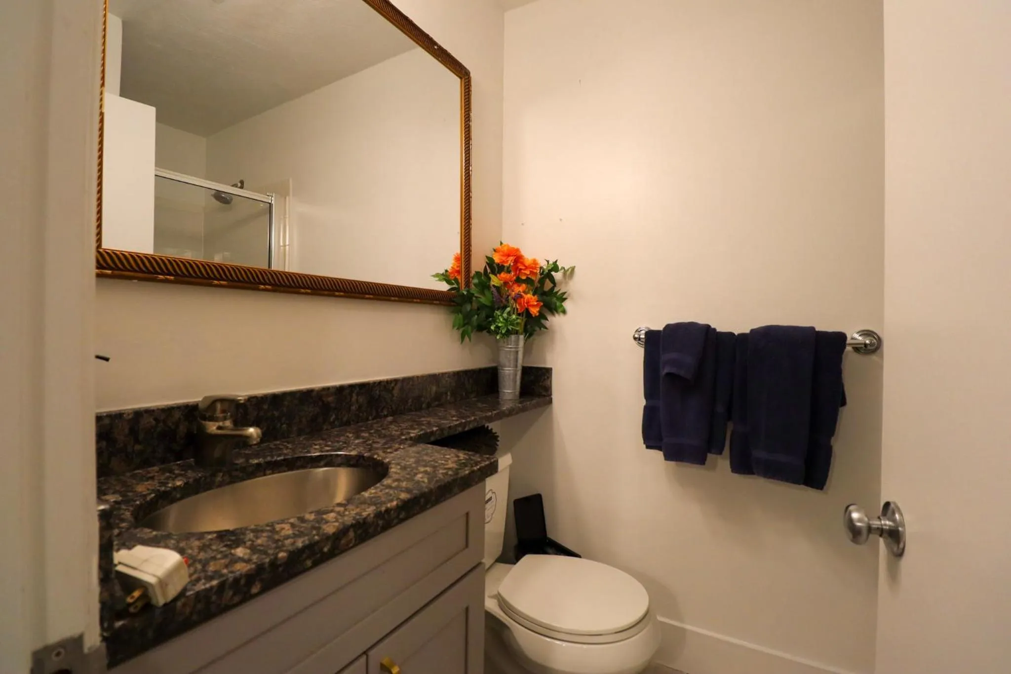 Bathroom in Good Hotels Boston