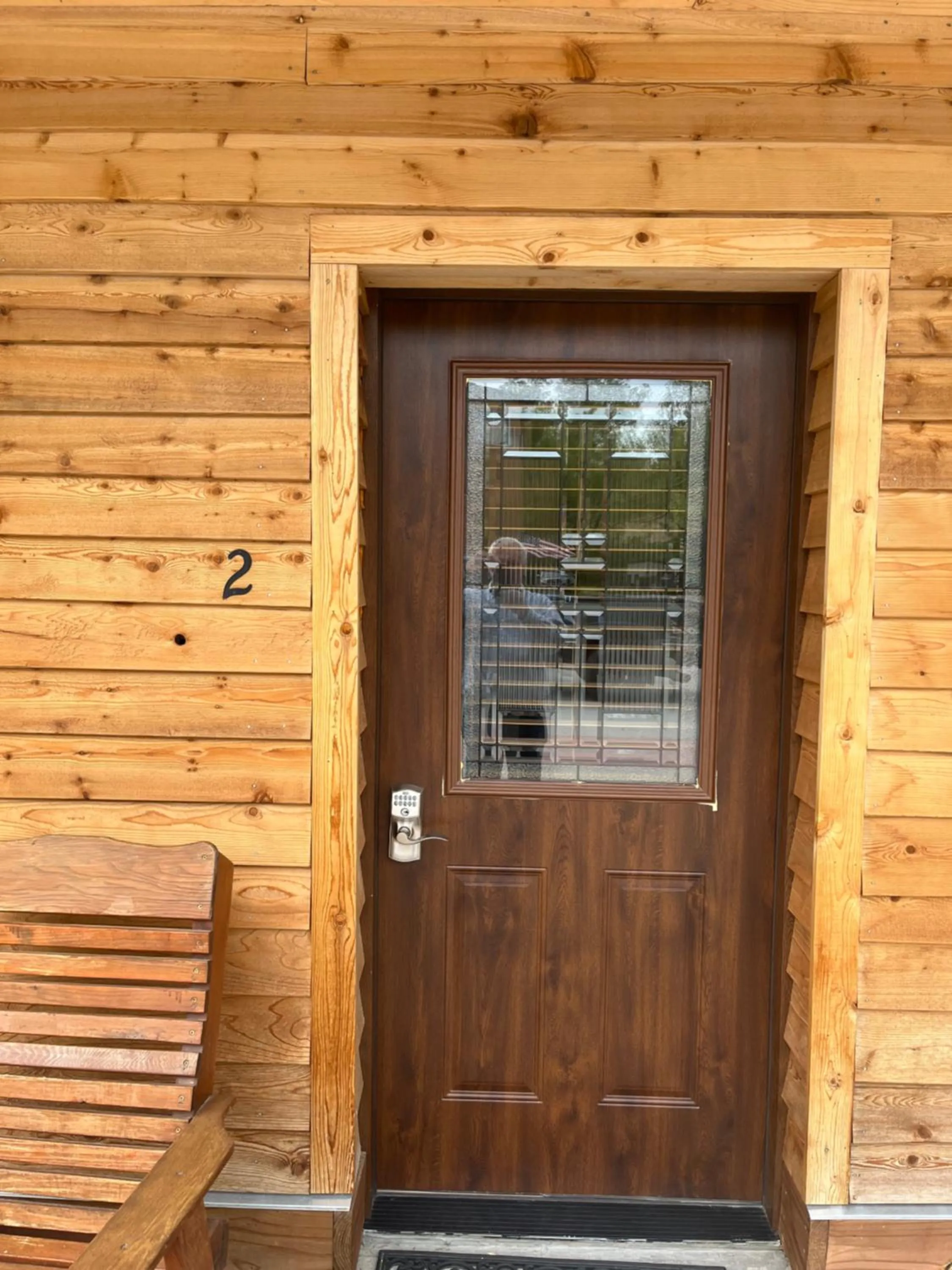 Creekside Downtown Vacation Suites, Only Adults 25 or older