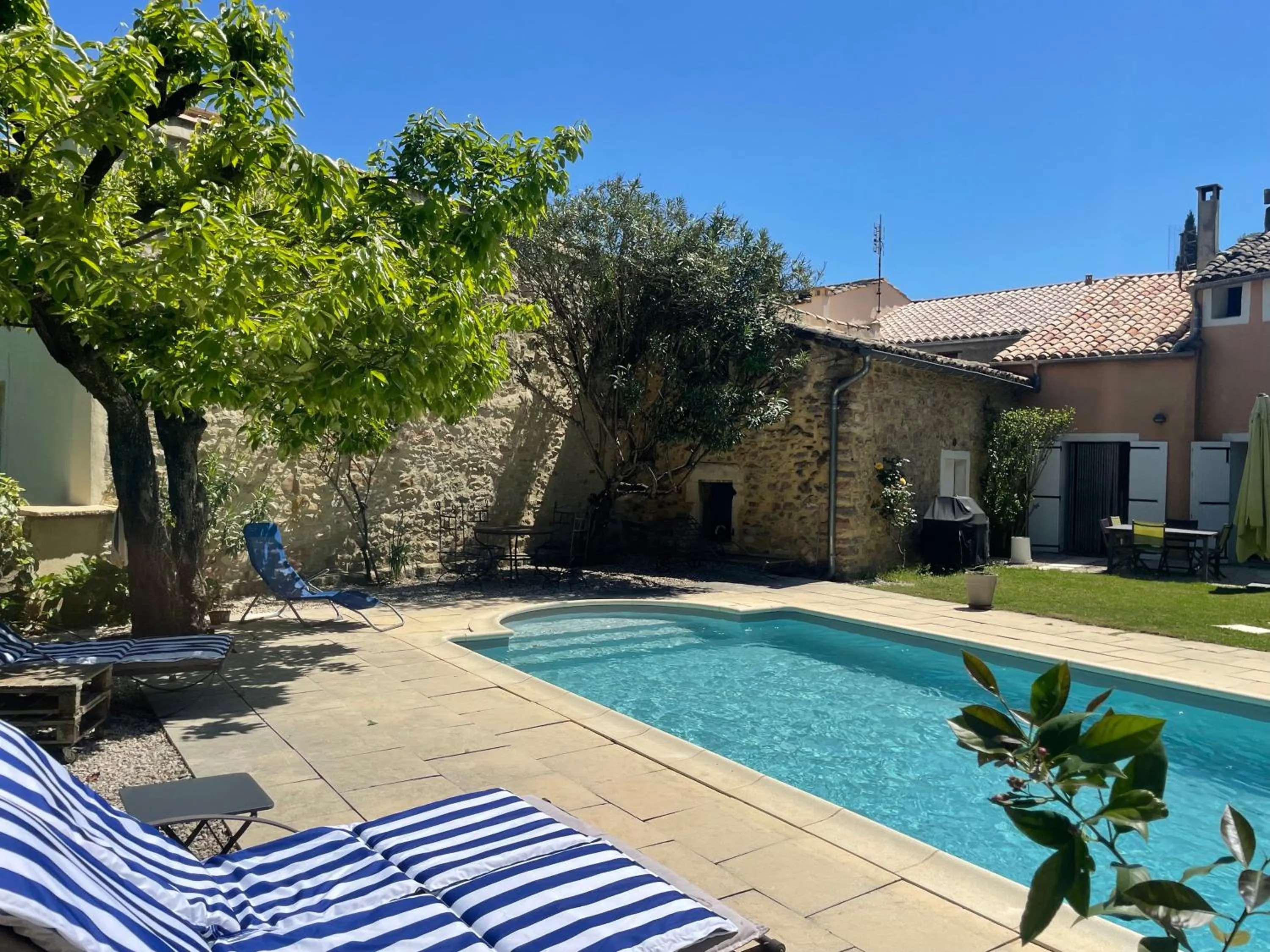 Garden in Maison des Bourgades