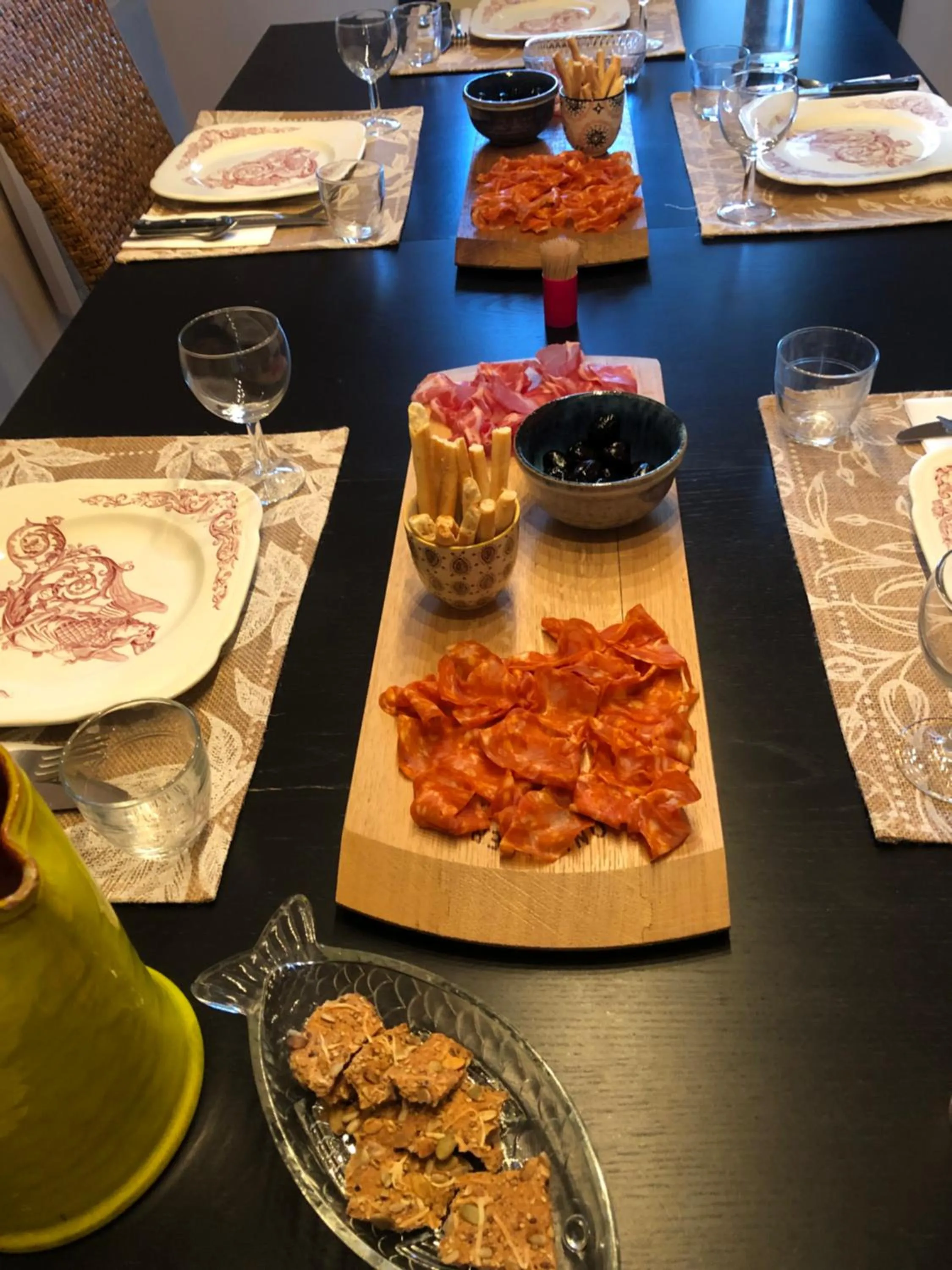 Food and drinks in Maison des Bourgades