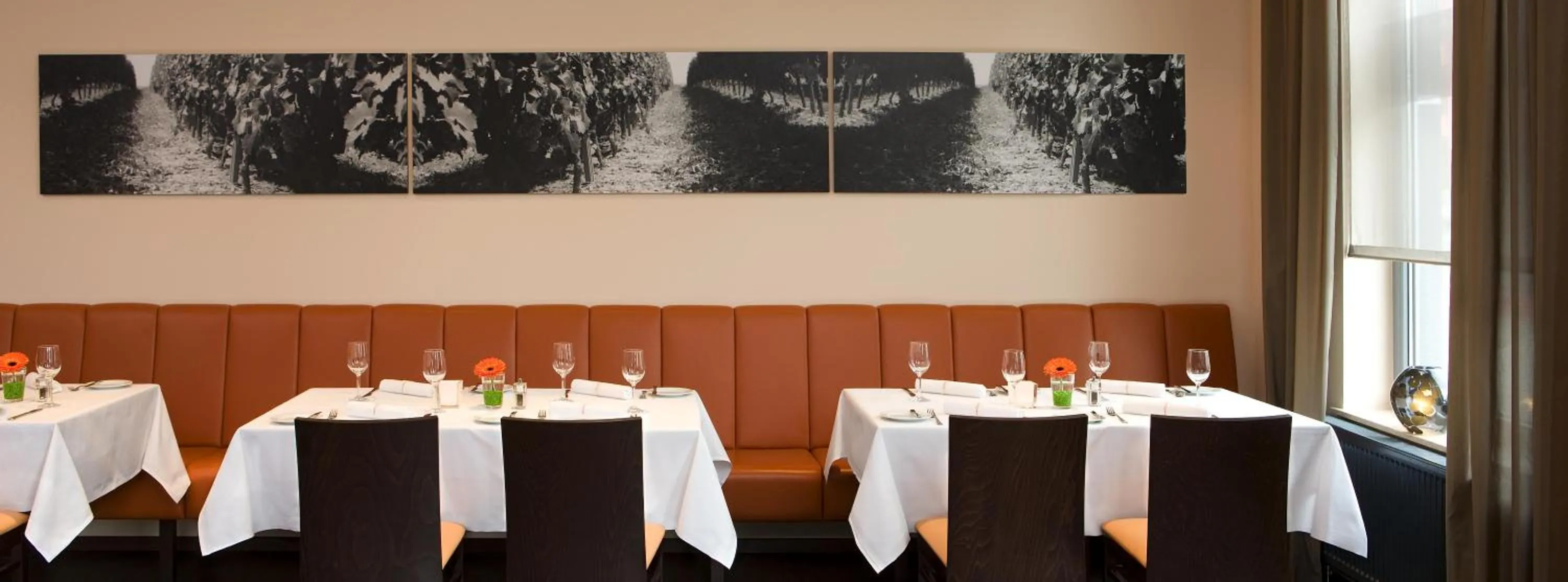 Restaurant/places to eat in IntercityHotel Mainz