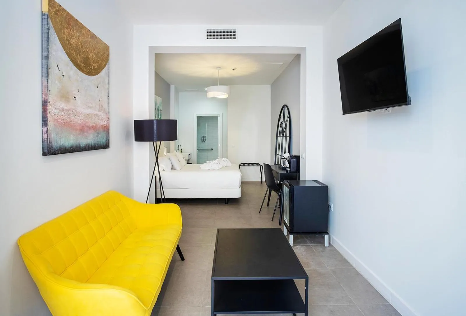 Bed in The Old Town Boutique Hotel - Adults Recommended