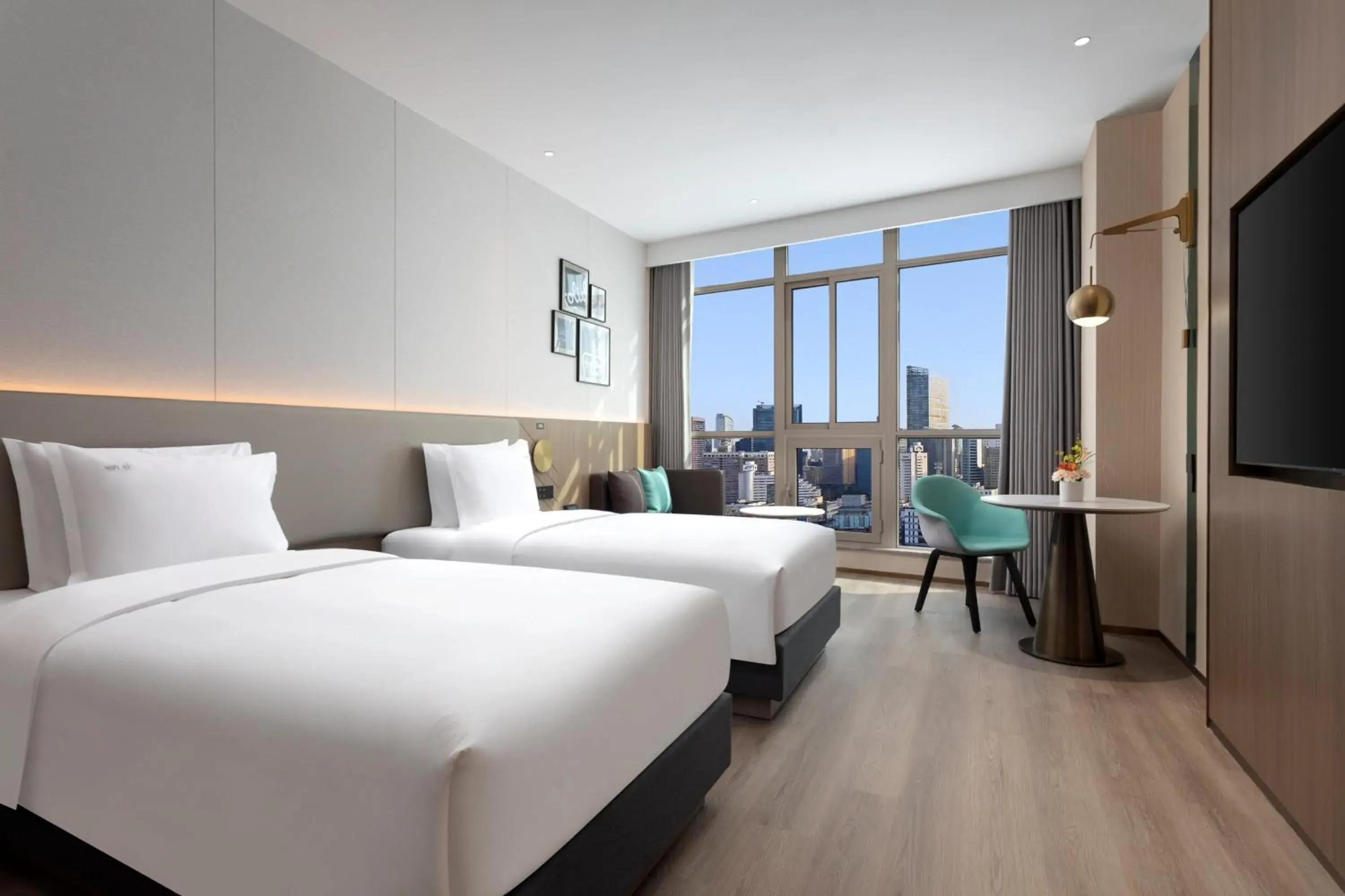 Standard Double Room with Two Double Beds and City View in Holiday Inn Express Zhabei Shanghai, an IHG Hotel Standard Double Room with Two Double Beds and City View in Holiday Inn Express Zhabei Shanghai, an IHG Hotel
