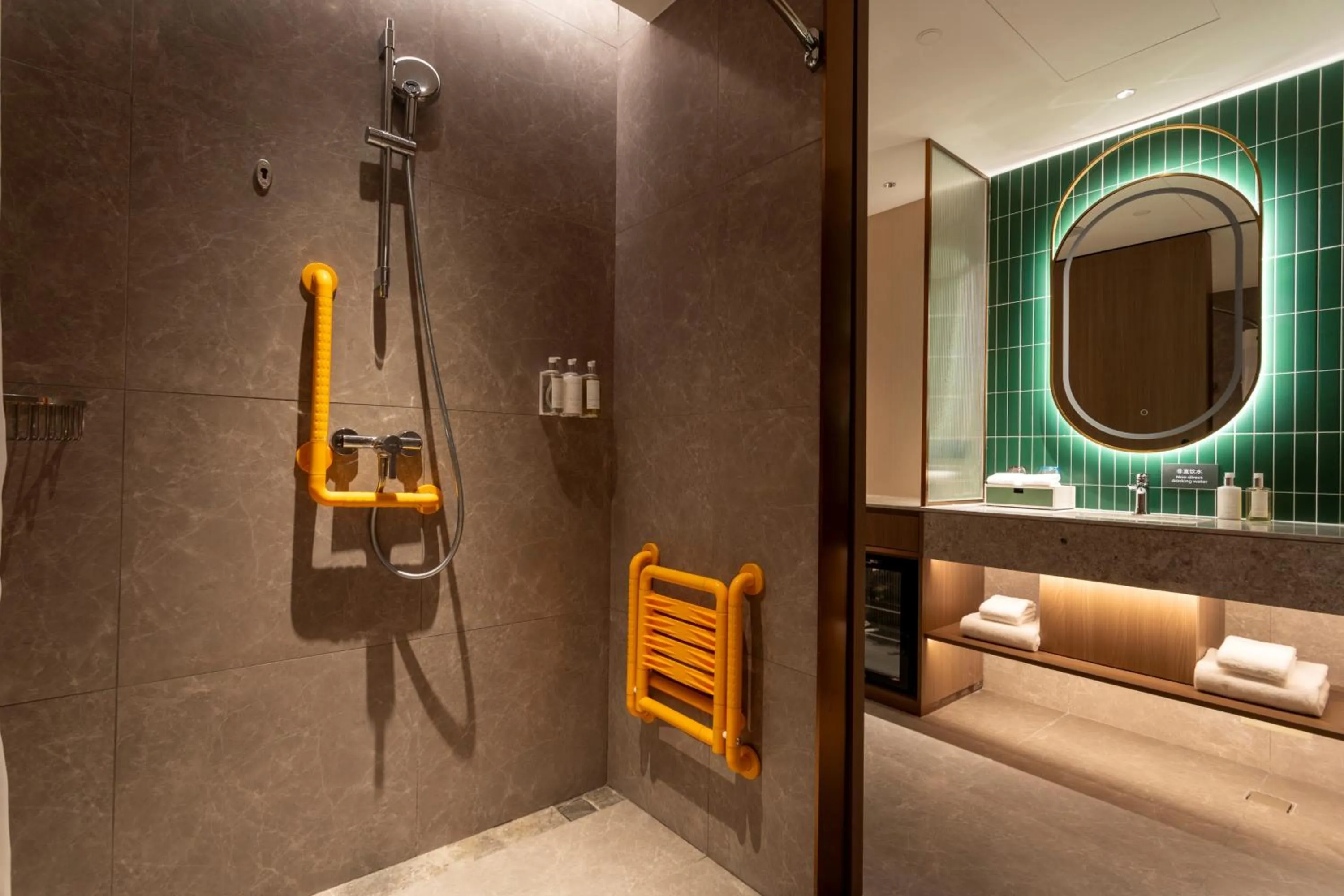 Toilet in Holiday Inn Express Zhabei Shanghai, an IHG Hotel