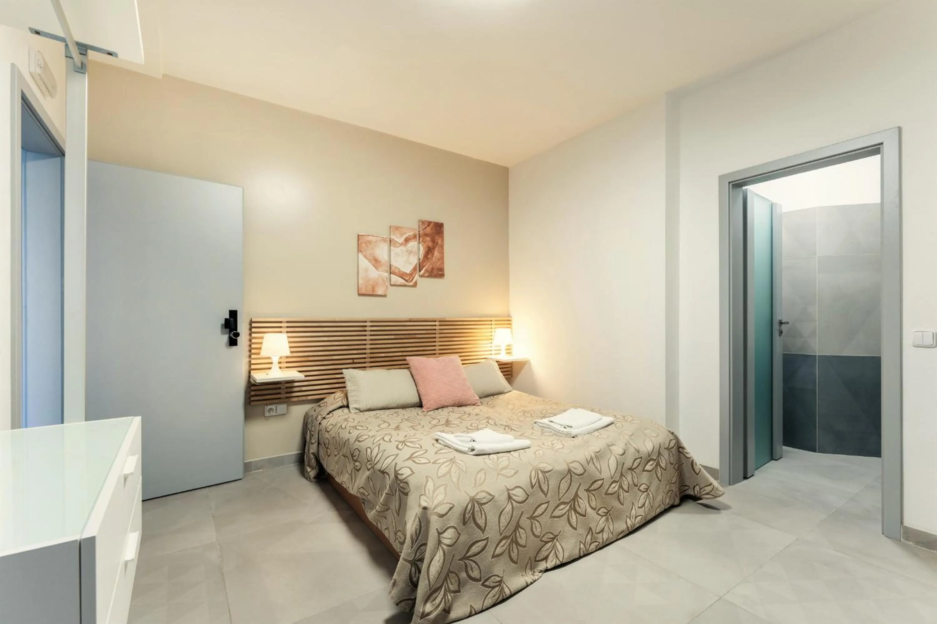 Property building, Bed in Vincanto Rooms Old Town Prague1