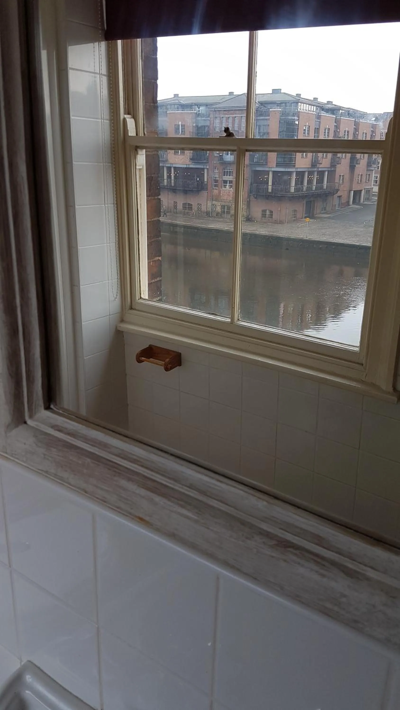 River view in Lil's On The Waterfront