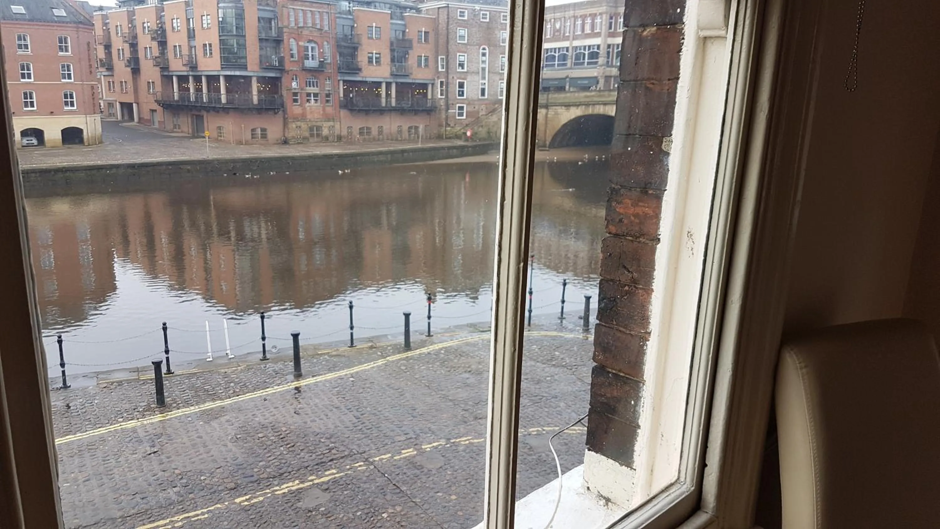 River view in Lil's On The Waterfront