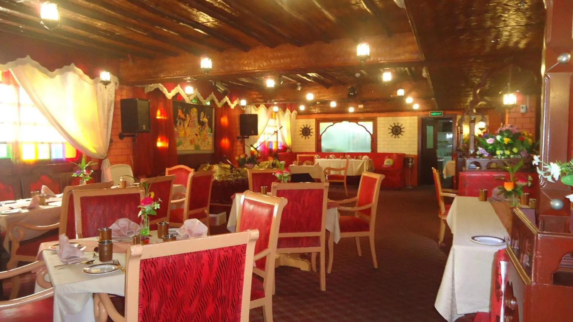 Restaurant/places to eat in Swiss International Palace Hotel Manama