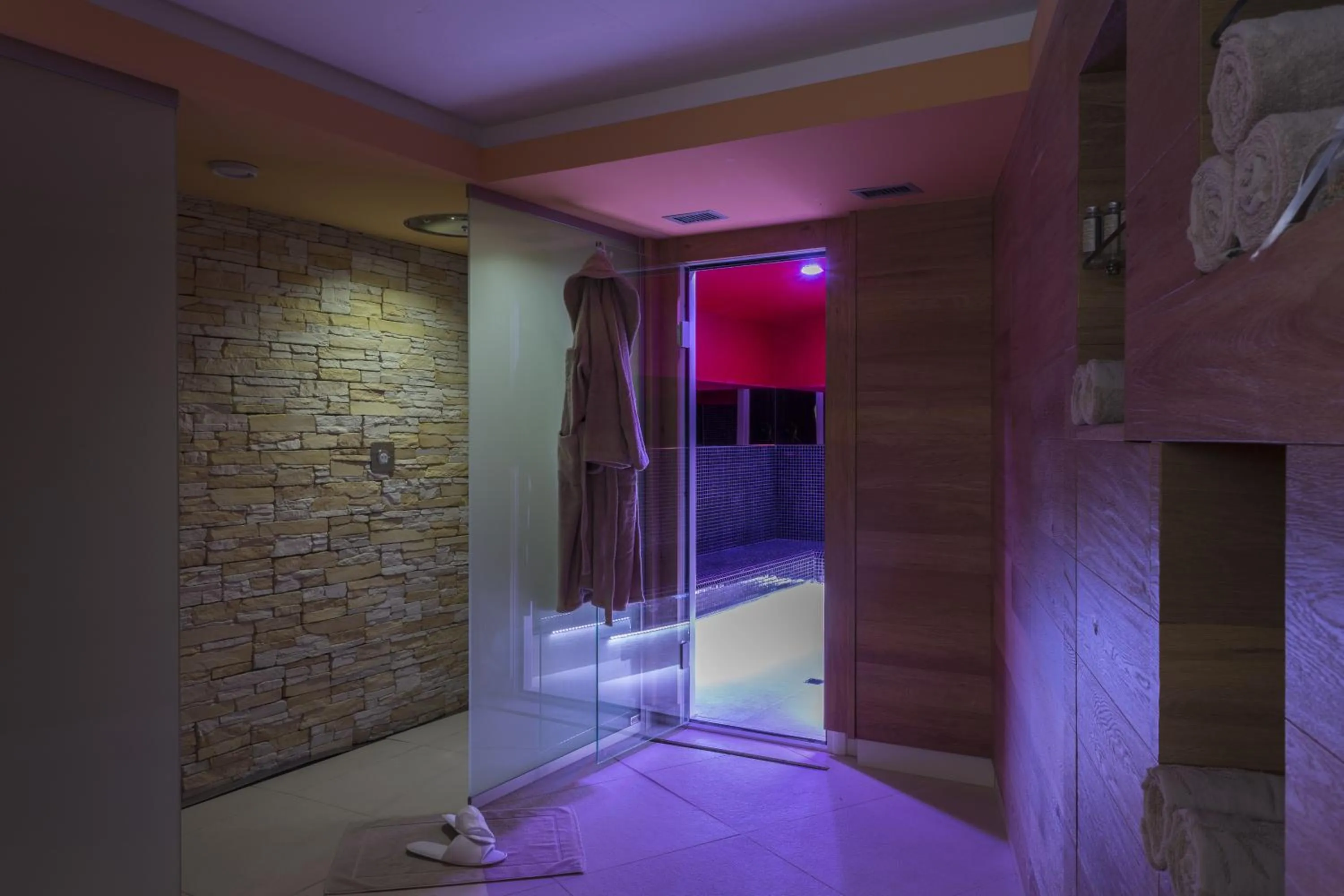 Spa and wellness centre/facilities, Bed in Hotel Cervo