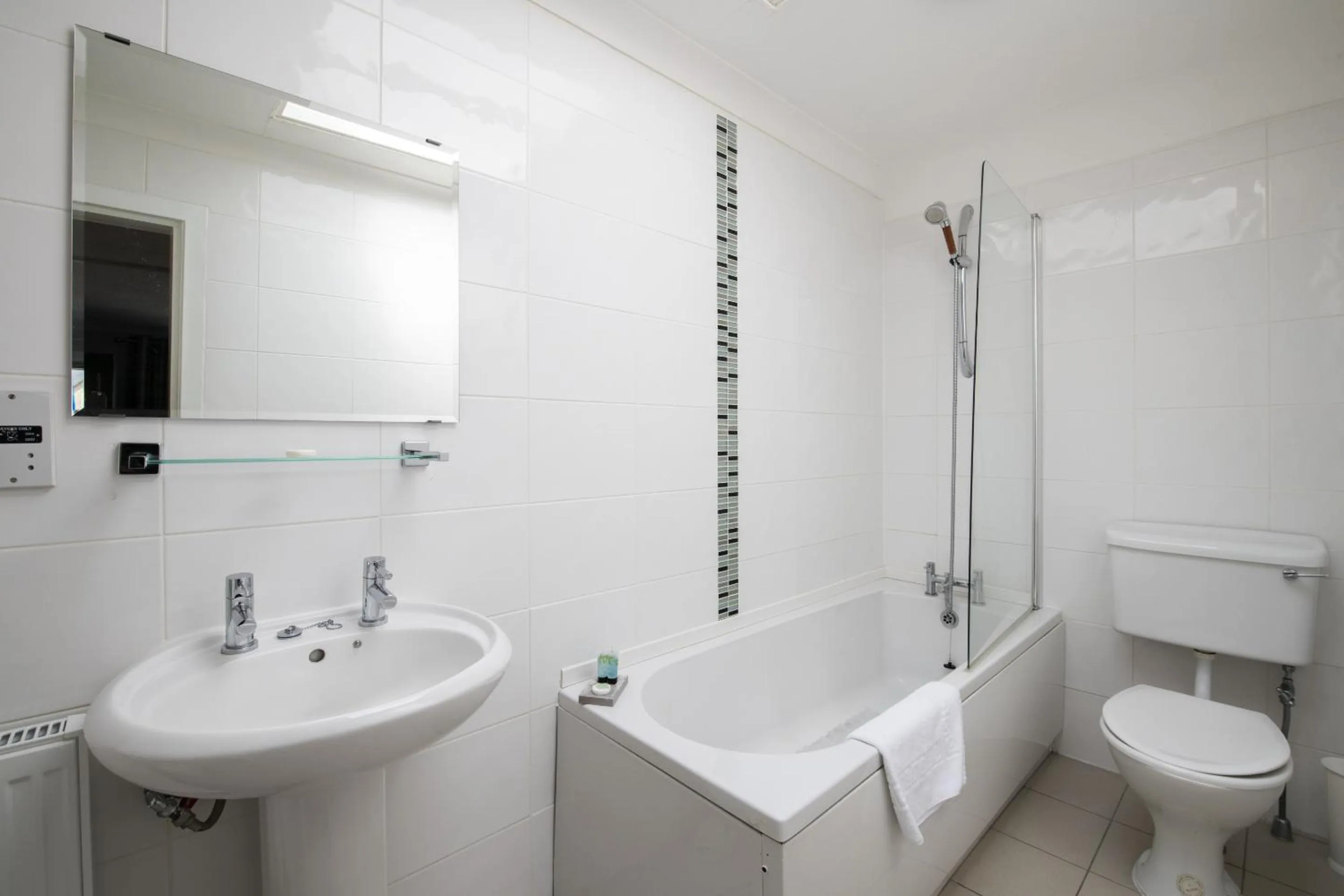 Bathroom in Kirkhouse Inn