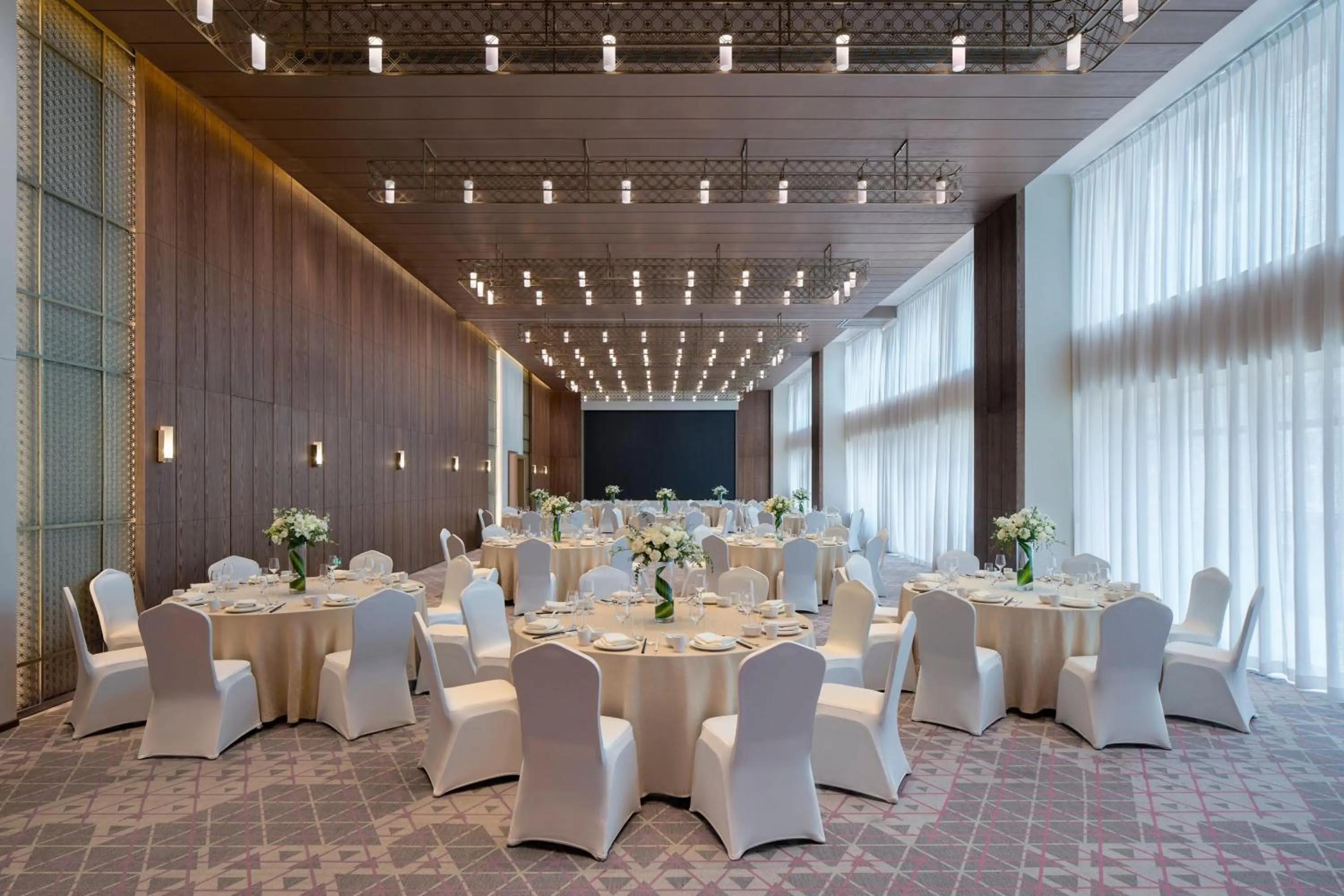 Meeting/conference room in The Mercury Garden Shenzhen Nanshan, A Tribute Portfolio Hotel