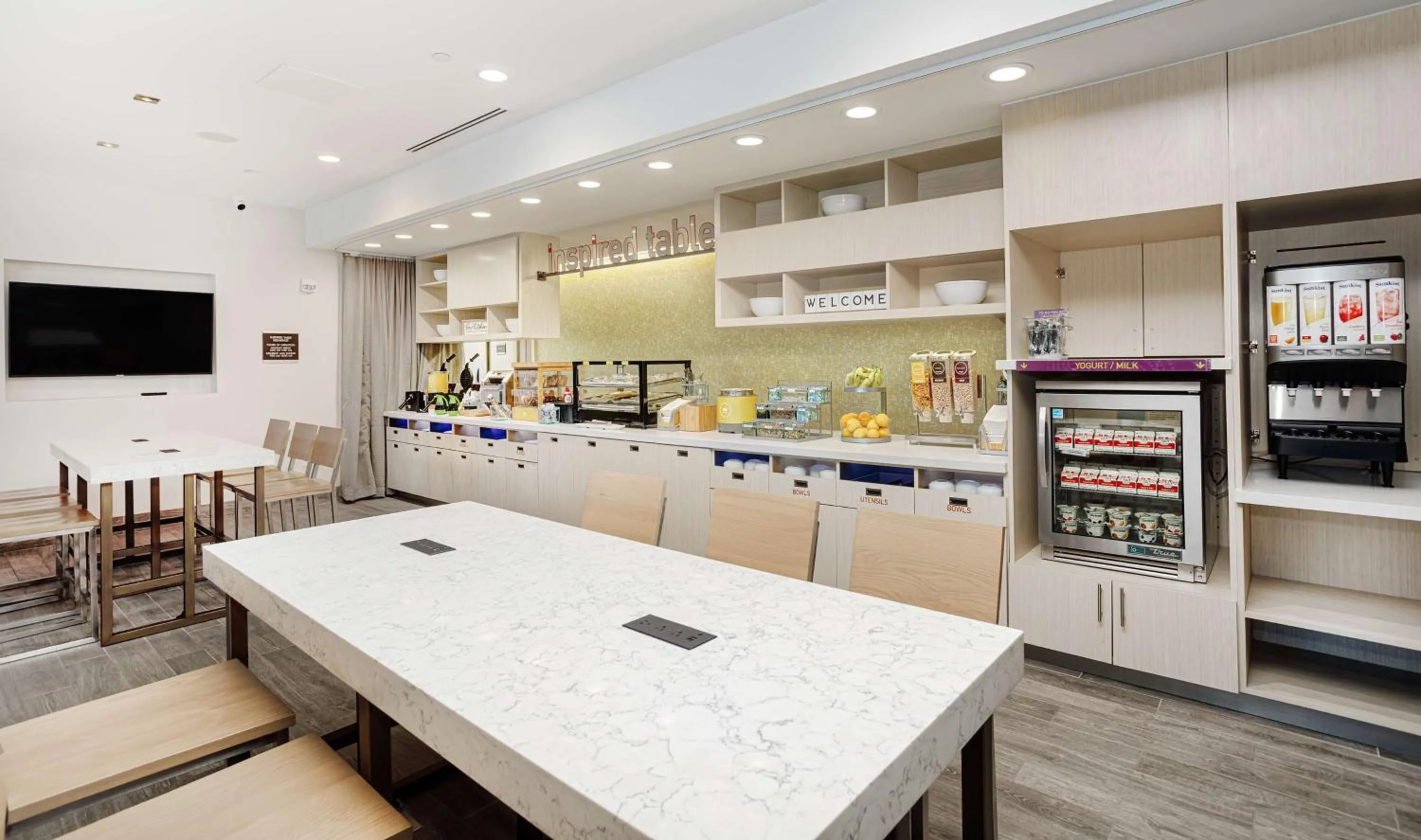 Breakfast in Home2 Suites By Hilton Johnson City, Tn