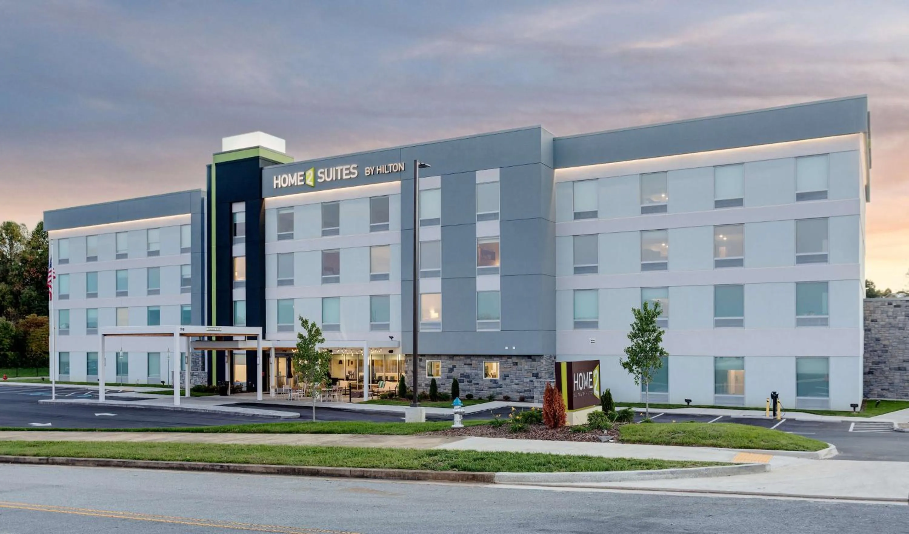 Property building in Home2 Suites By Hilton Johnson City, Tn