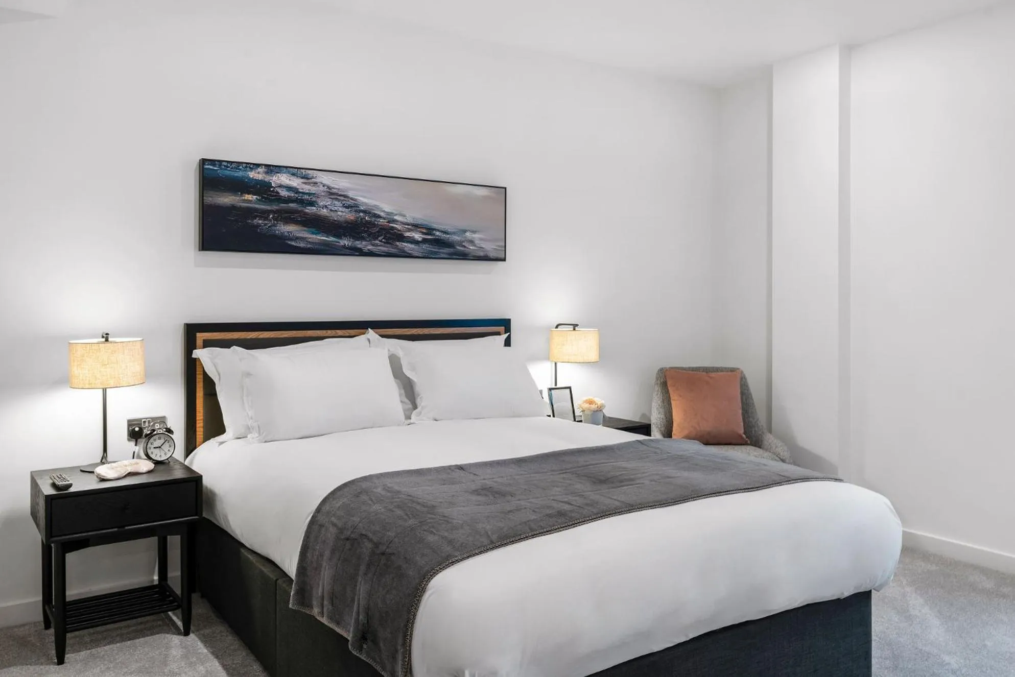 Bedroom, Bed in CitySuites 2 Aparthotel