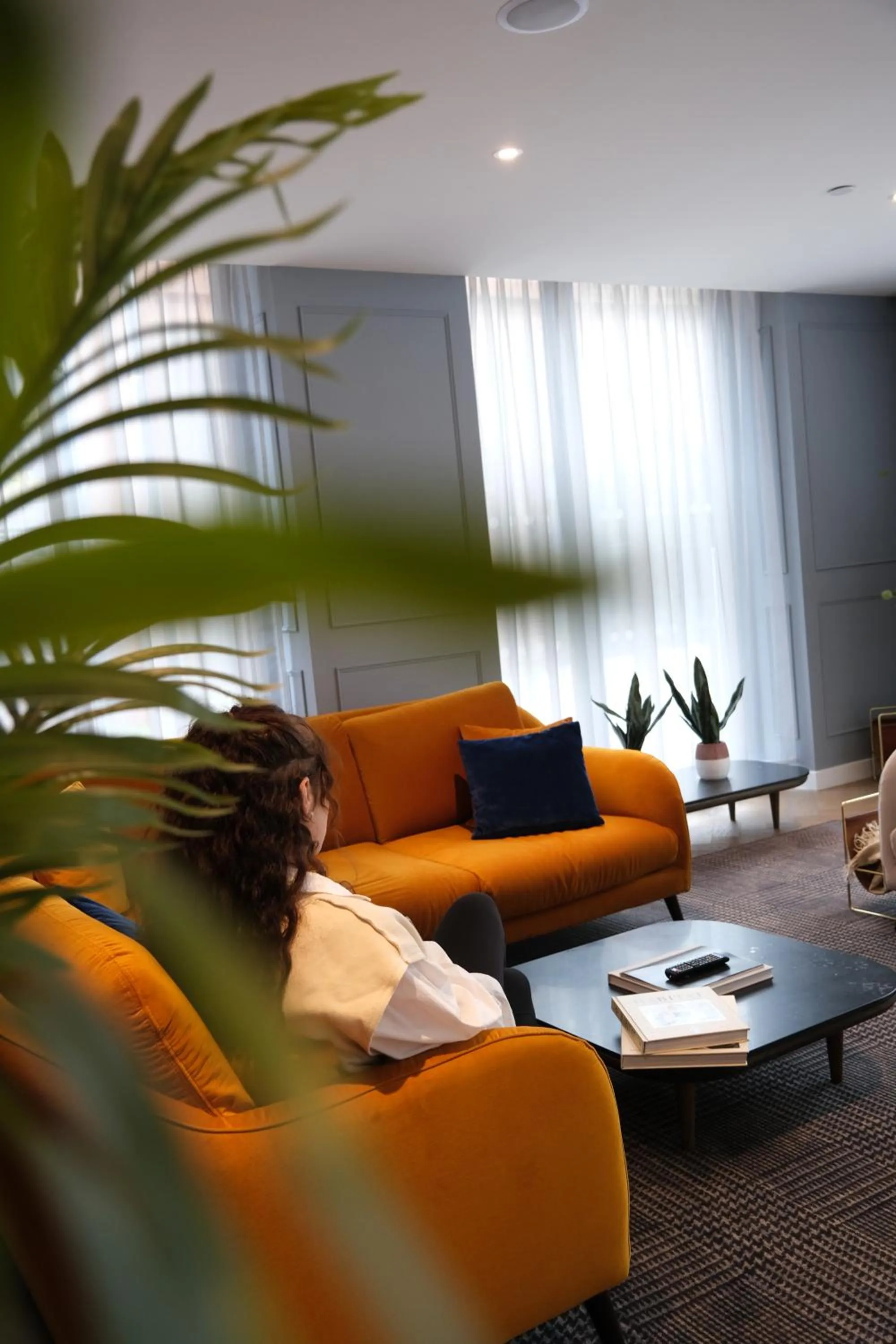 Communal lounge/ TV room in CitySuites 2 Aparthotel