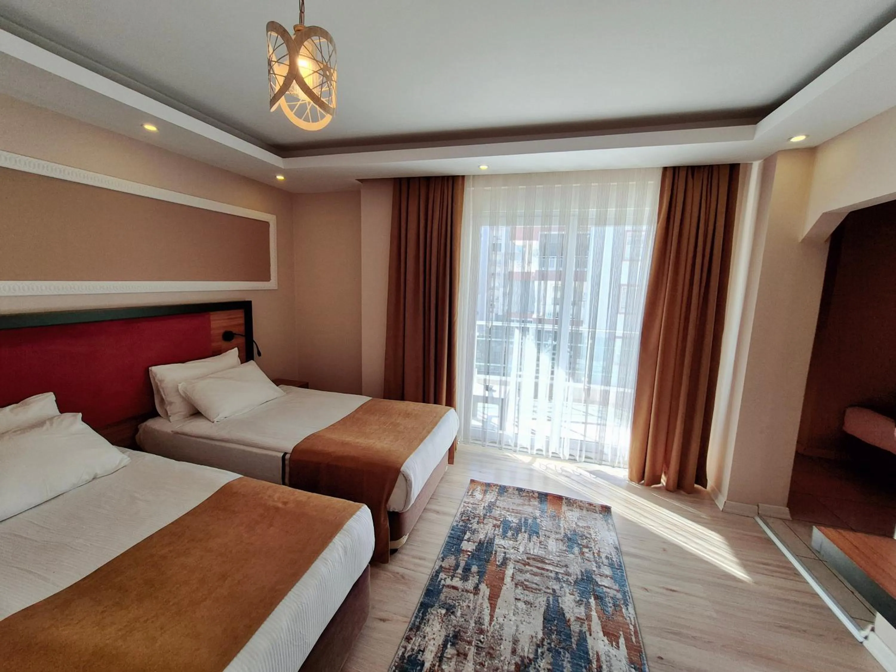 Balcony/Terrace, Bed in Toprak Apart Otel
