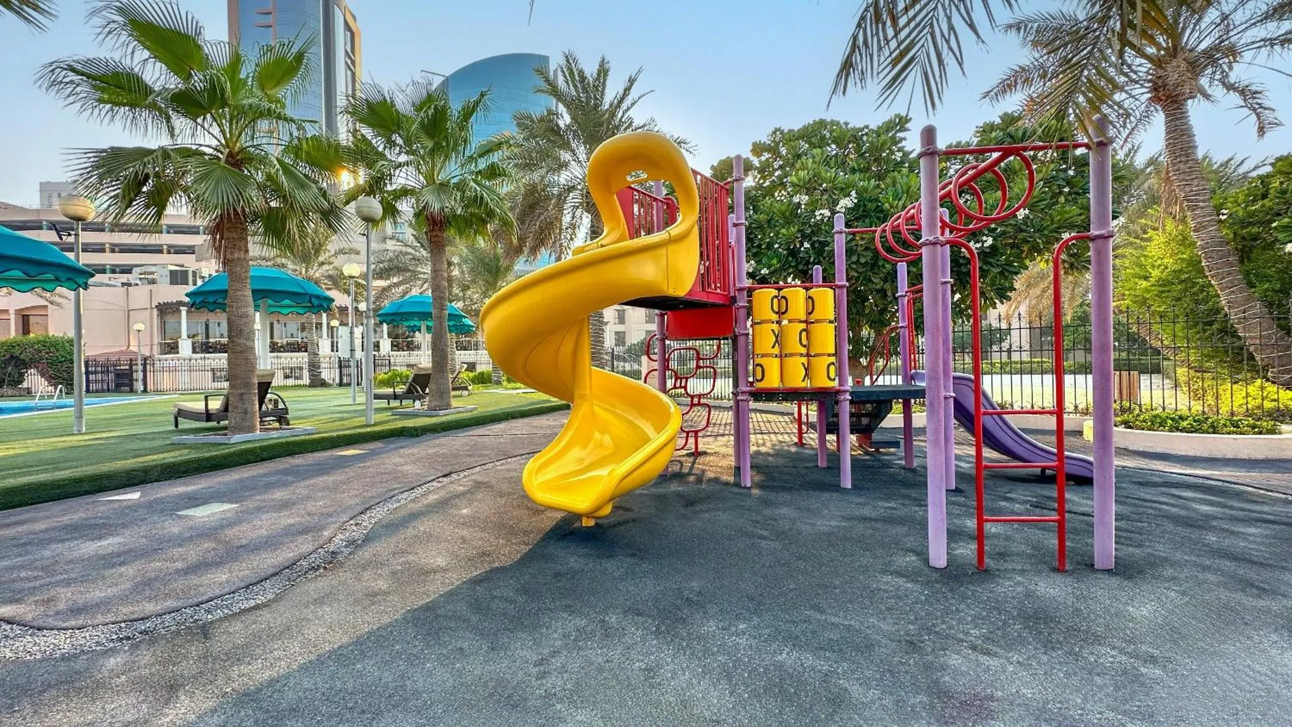 Fitness centre/facilities in Crowne Plaza Bahrain by IHG