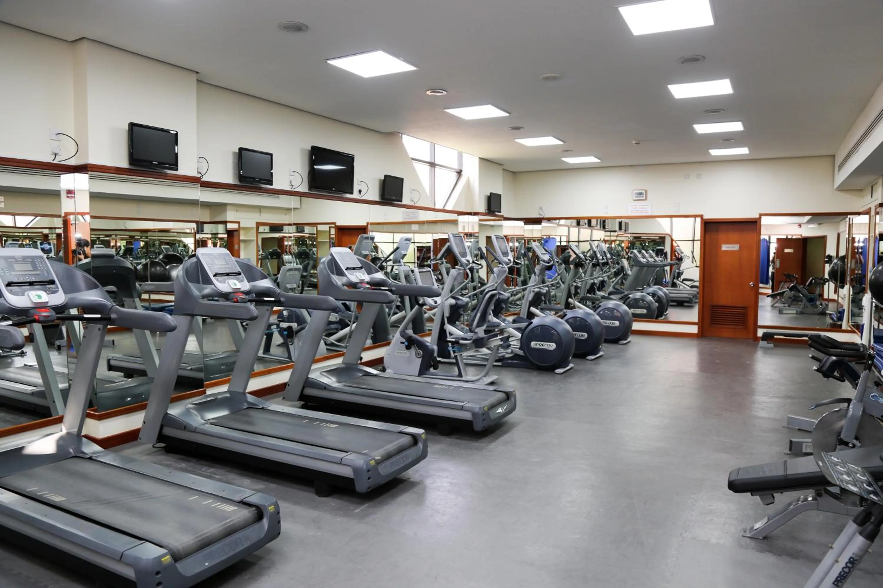 Fitness centre/facilities in Crowne Plaza Bahrain by IHG