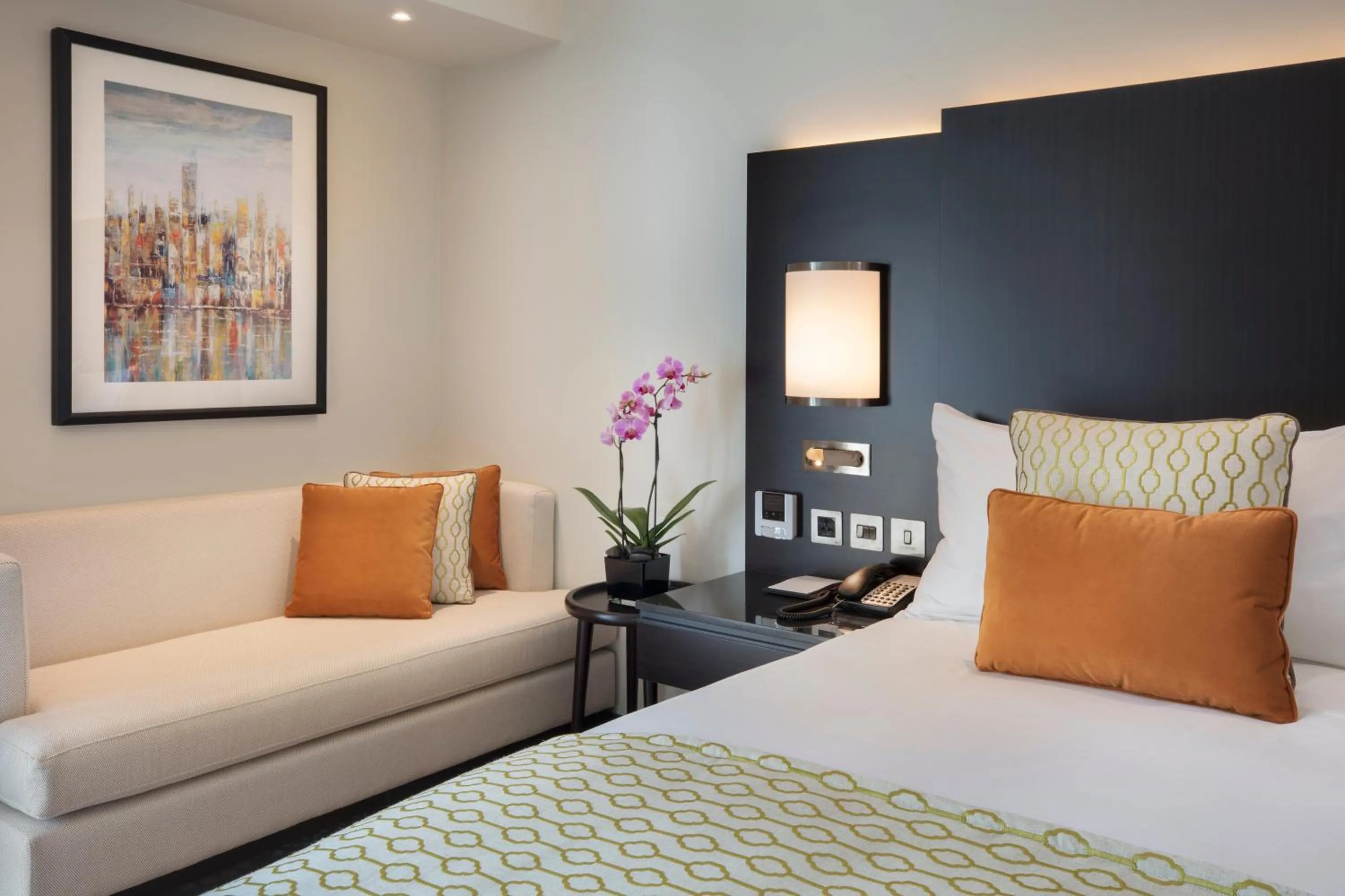 Photo of the whole room, Bed in Crowne Plaza Bahrain by IHG