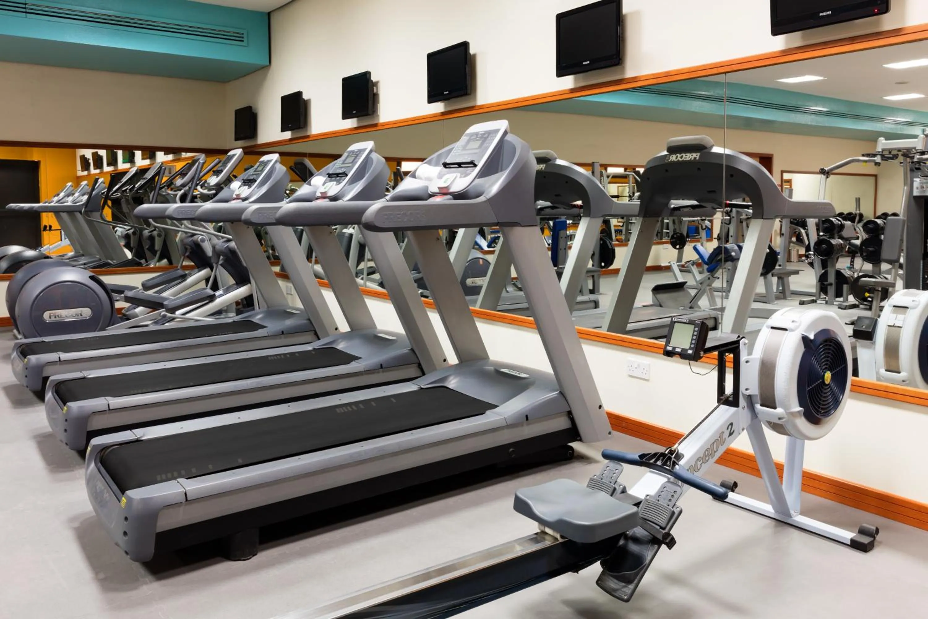 Fitness centre/facilities in Crowne Plaza Bahrain by IHG