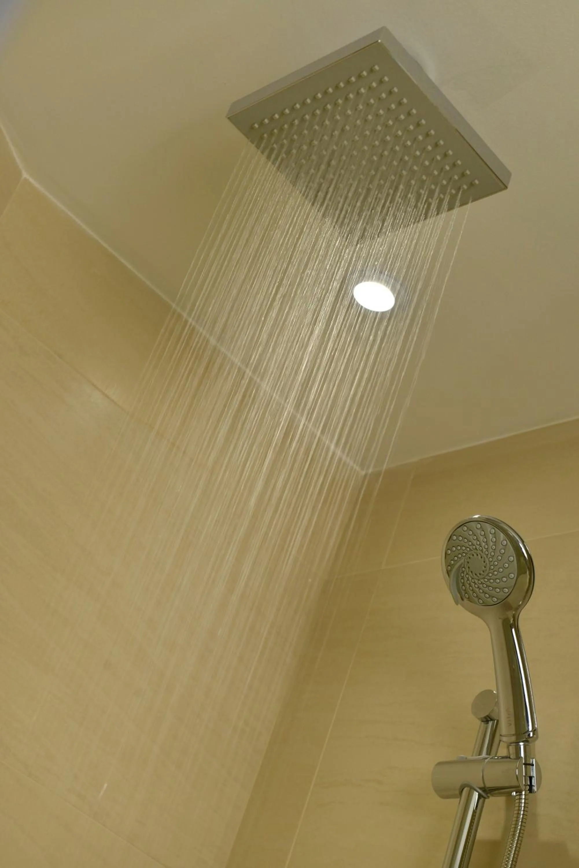 Photo of the whole room in Crowne Plaza Bahrain by IHG