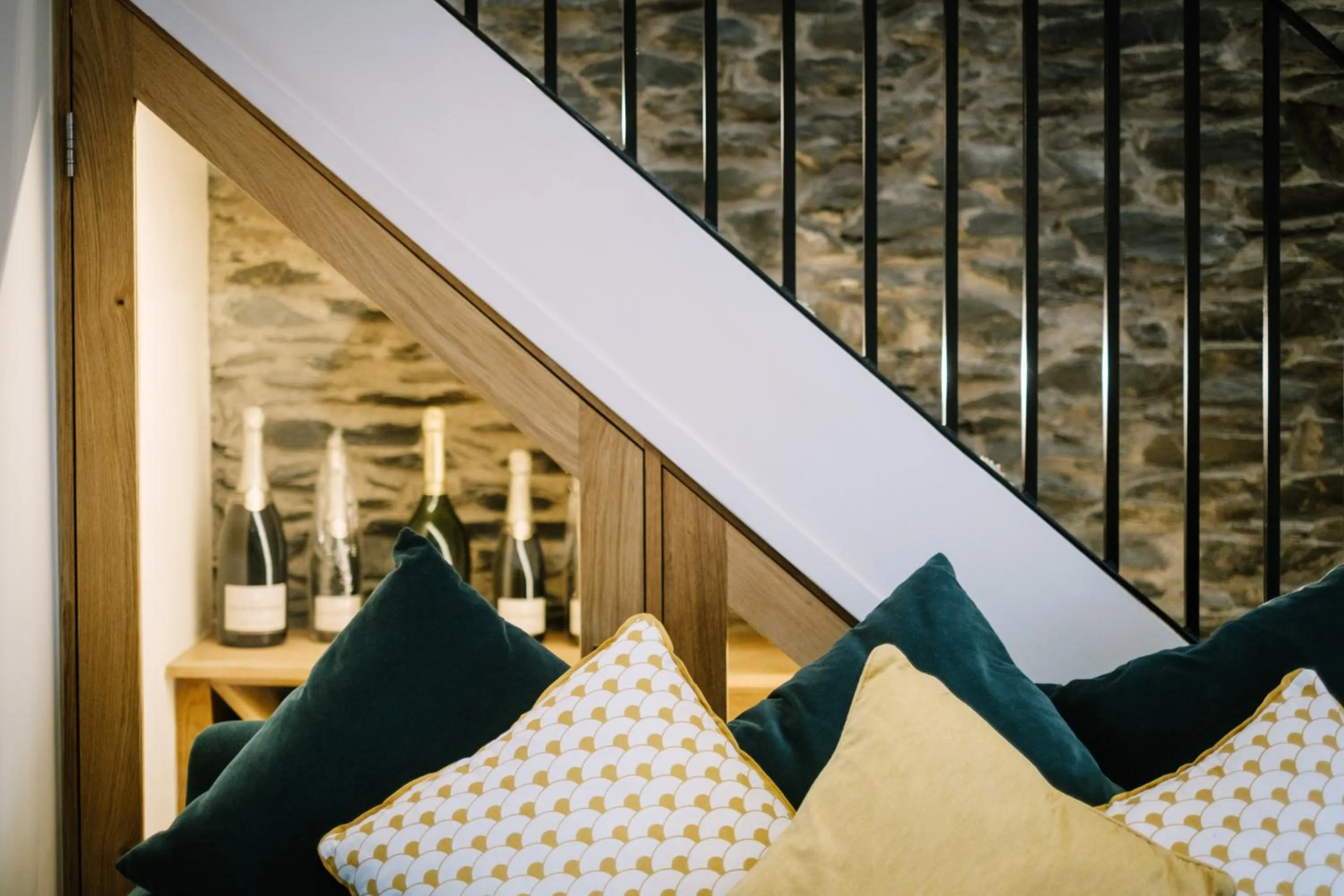 Bed in The Den - The White House Windermere