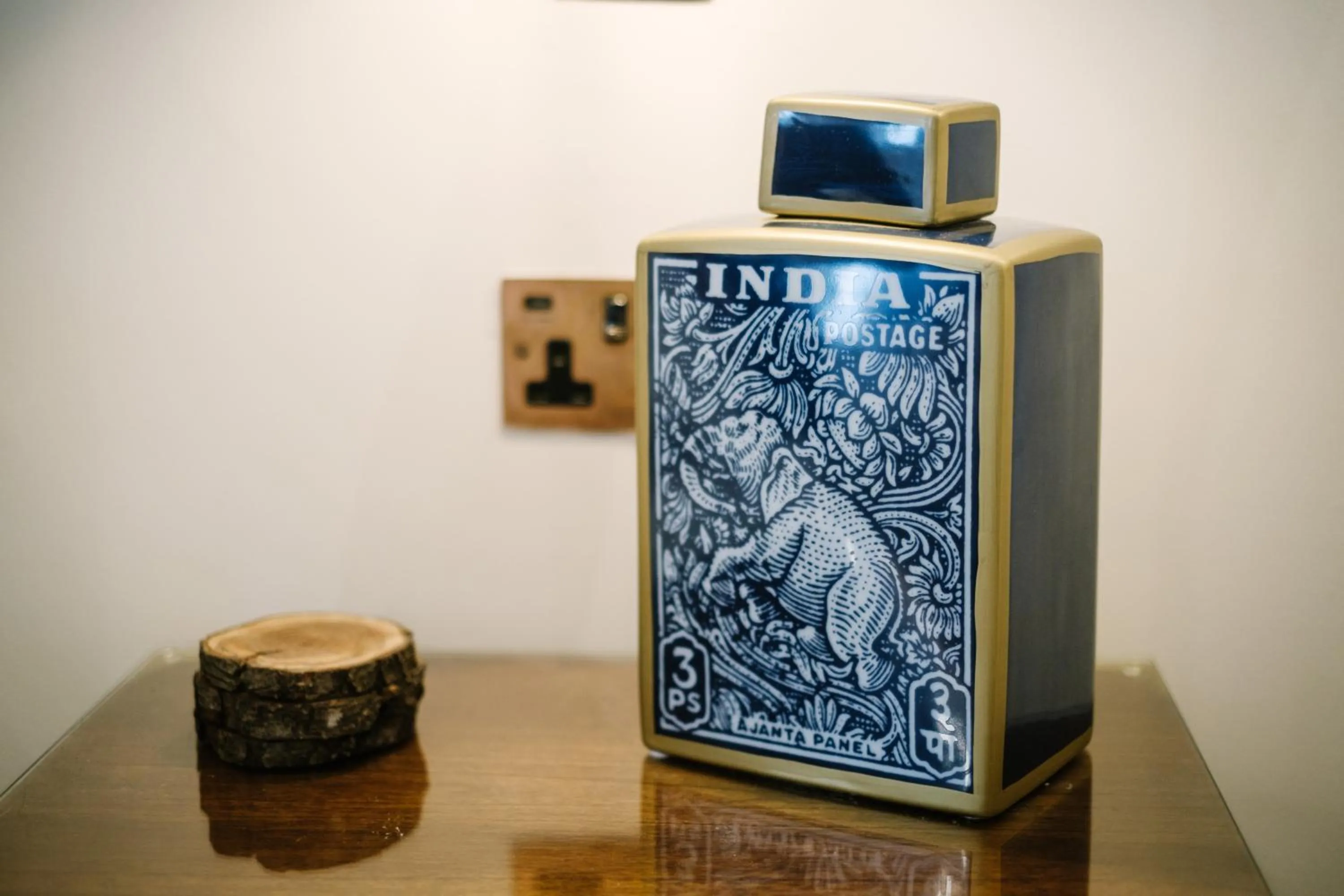 The Den - The White House Windermere