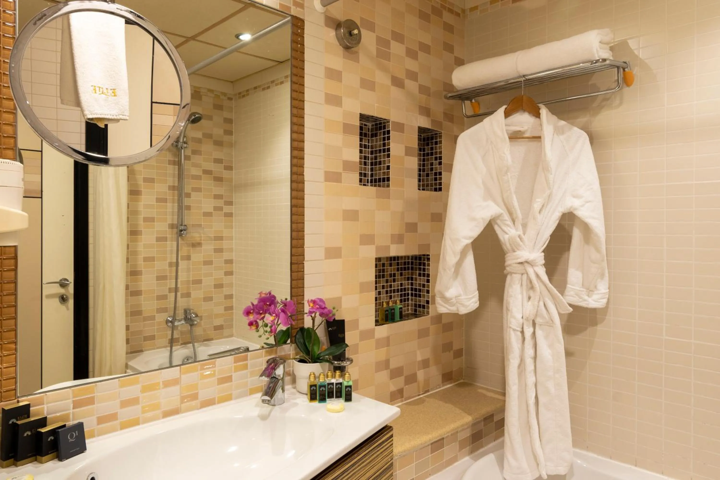 Bathroom in Elite Resort & Spa
