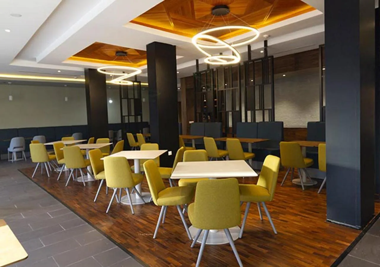 Restaurant/places to eat in ZEPHYR Ifrane