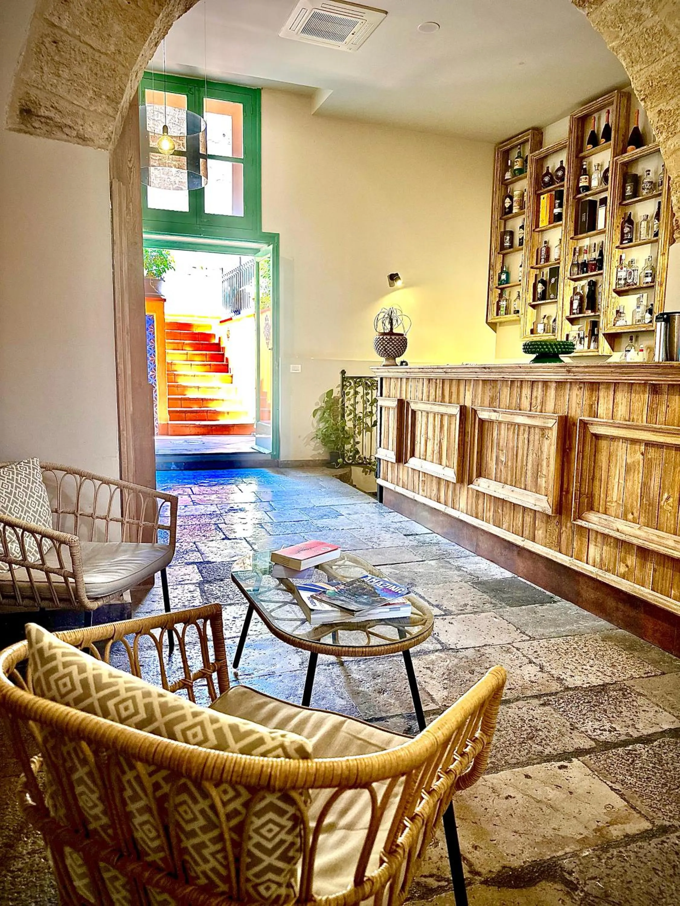 Lounge or bar in Hotel Borgo di Ciàula