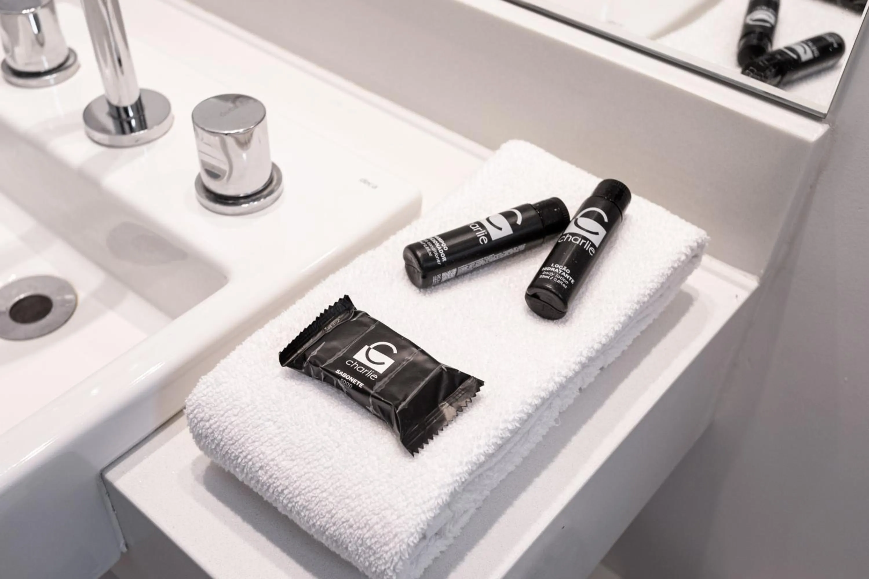 Bathroom in Charlie Itaim Bueno Brandão