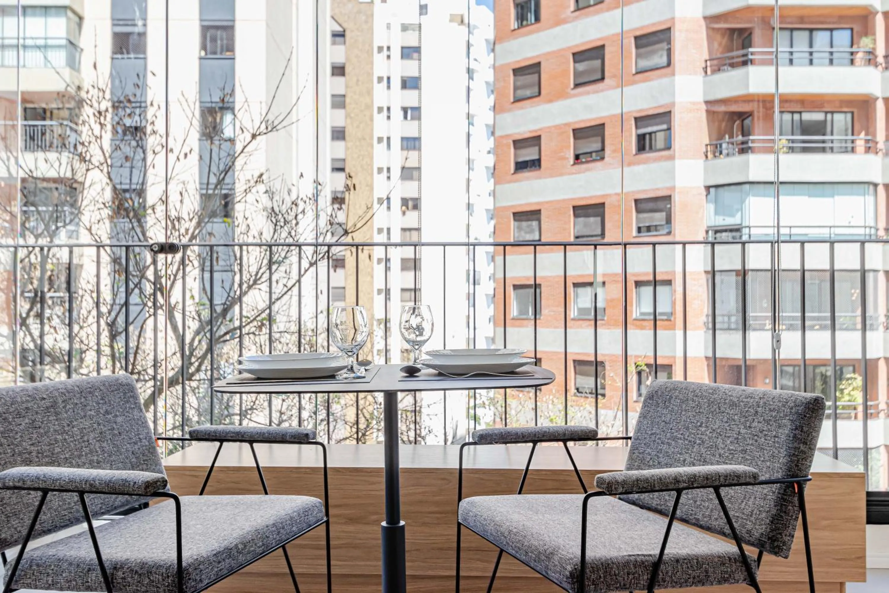 Day in Charlie Itaim Bueno Brandão