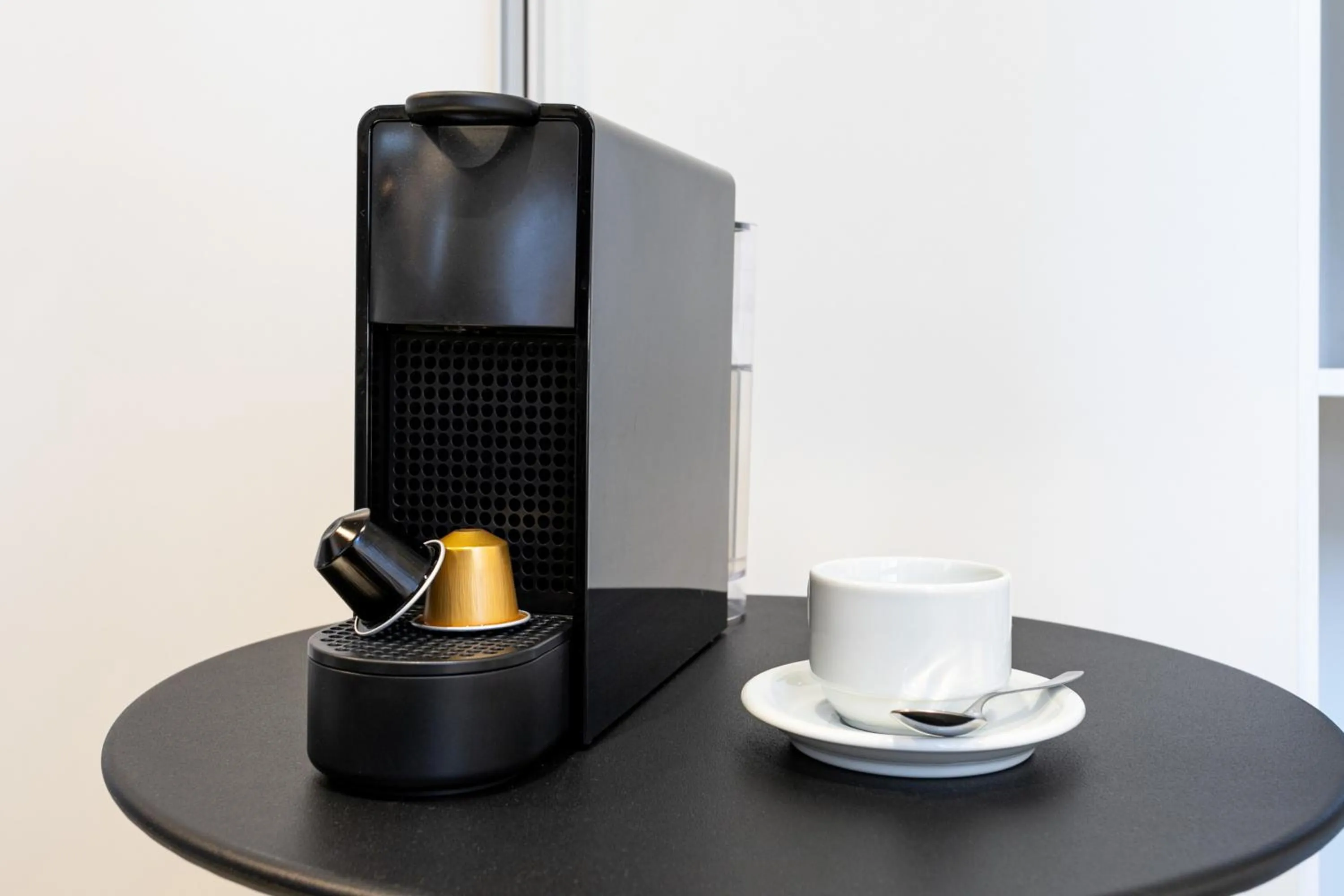 Coffee/tea facilities in Charlie Itaim Bueno Brandão