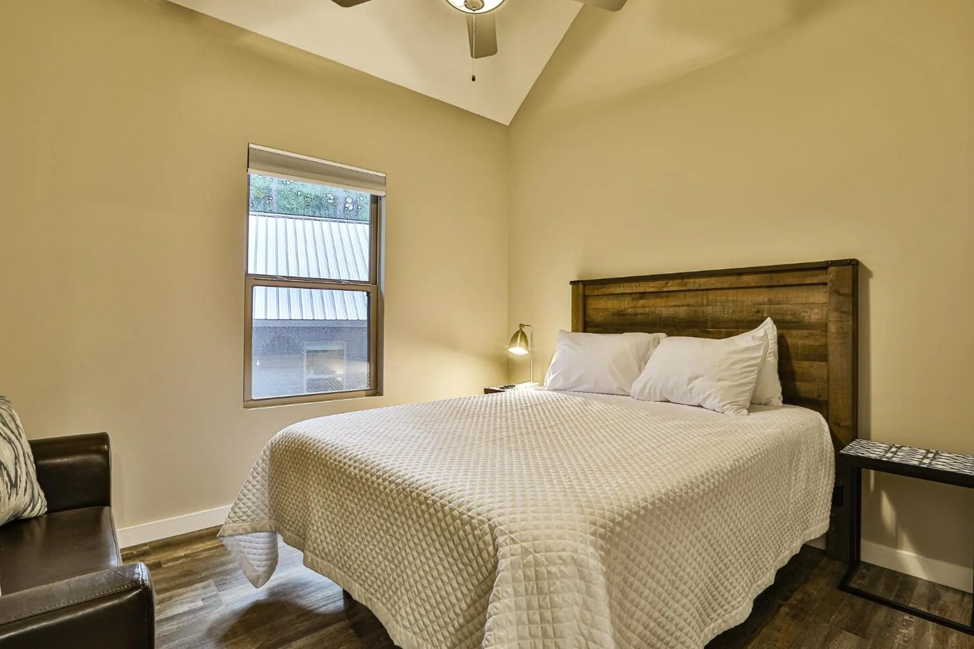 Bed in Villas at Gingershack Farms