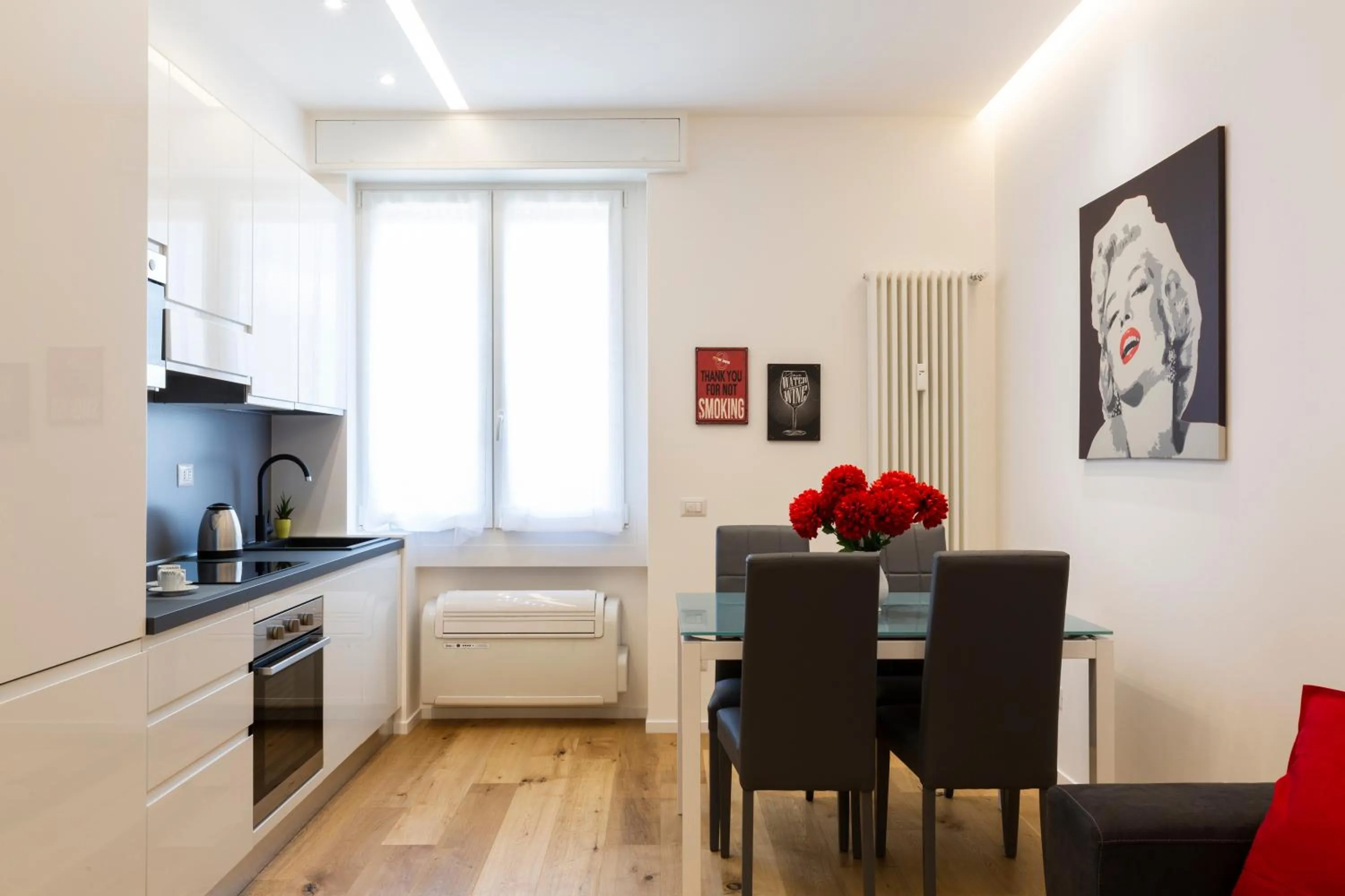 Kitchen or kitchenette in House San Cristoforo M4