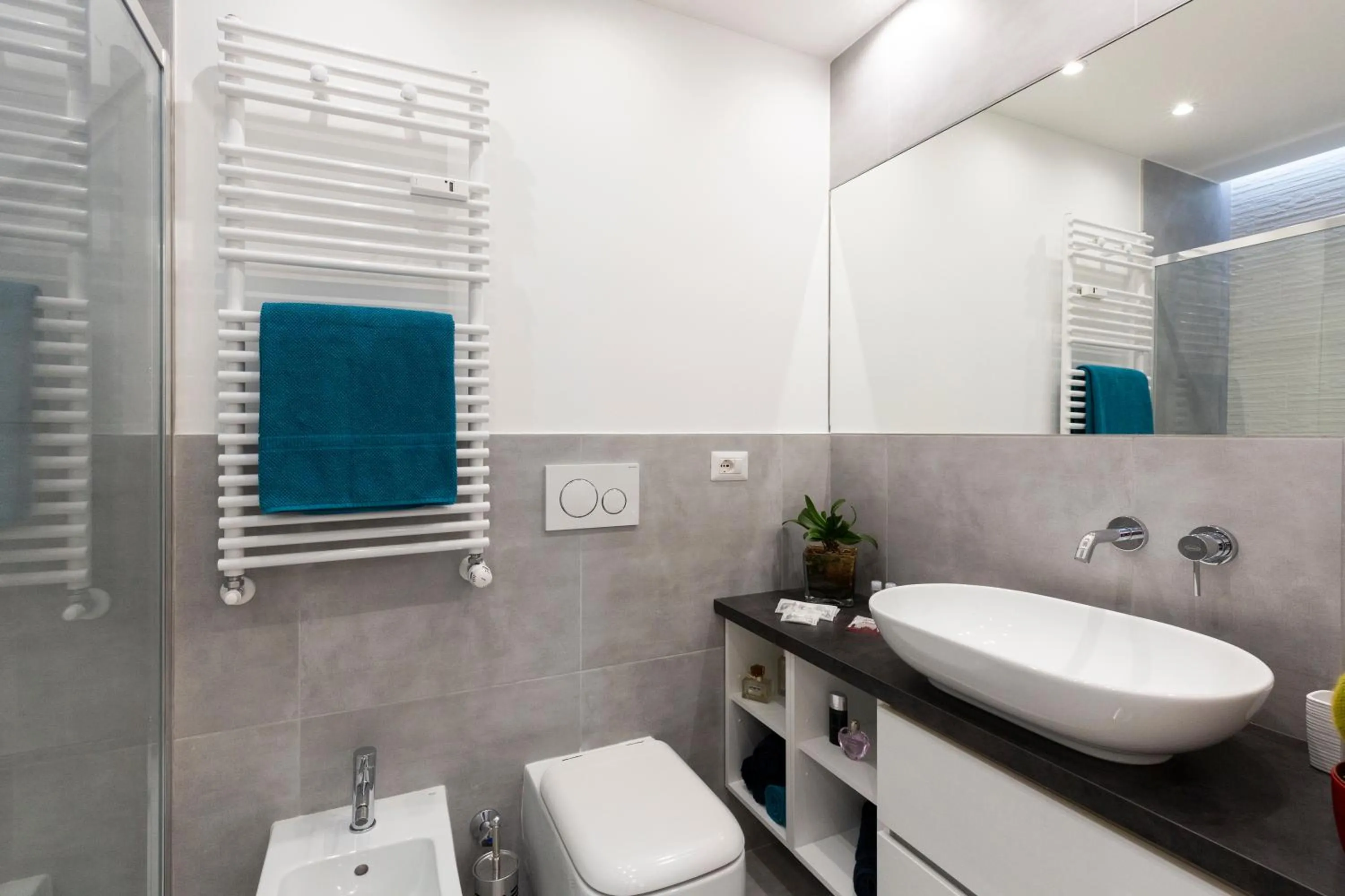 Bathroom in House San Cristoforo M4