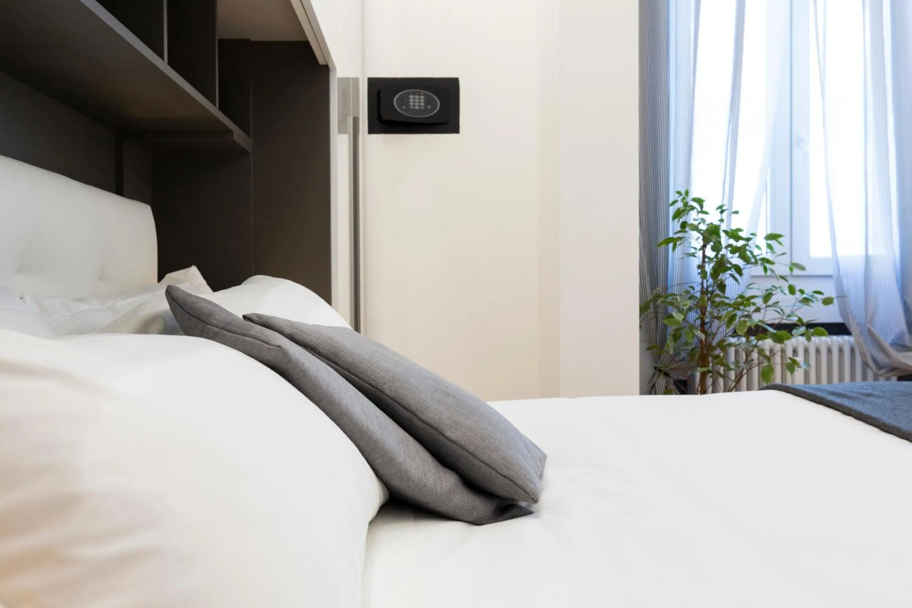 Bedroom, Bed in House San Cristoforo M4