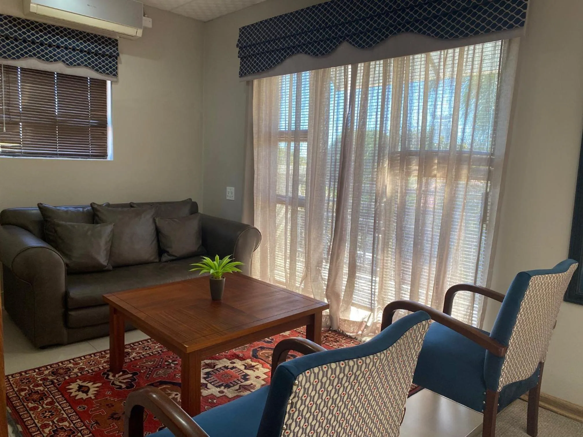 Living room in Castello Guest House, Bloemfontein