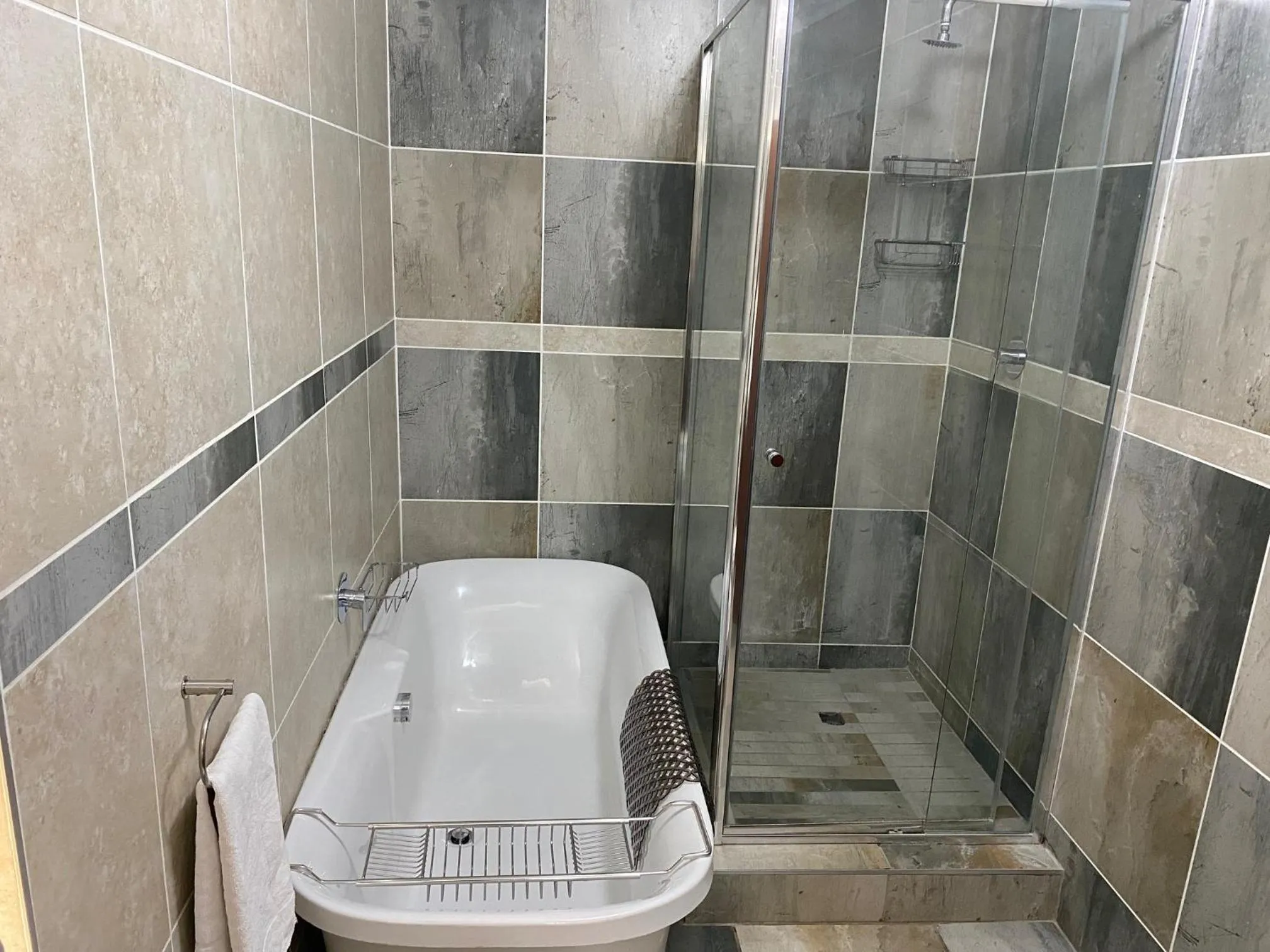 Shower in Castello Guest House, Bloemfontein