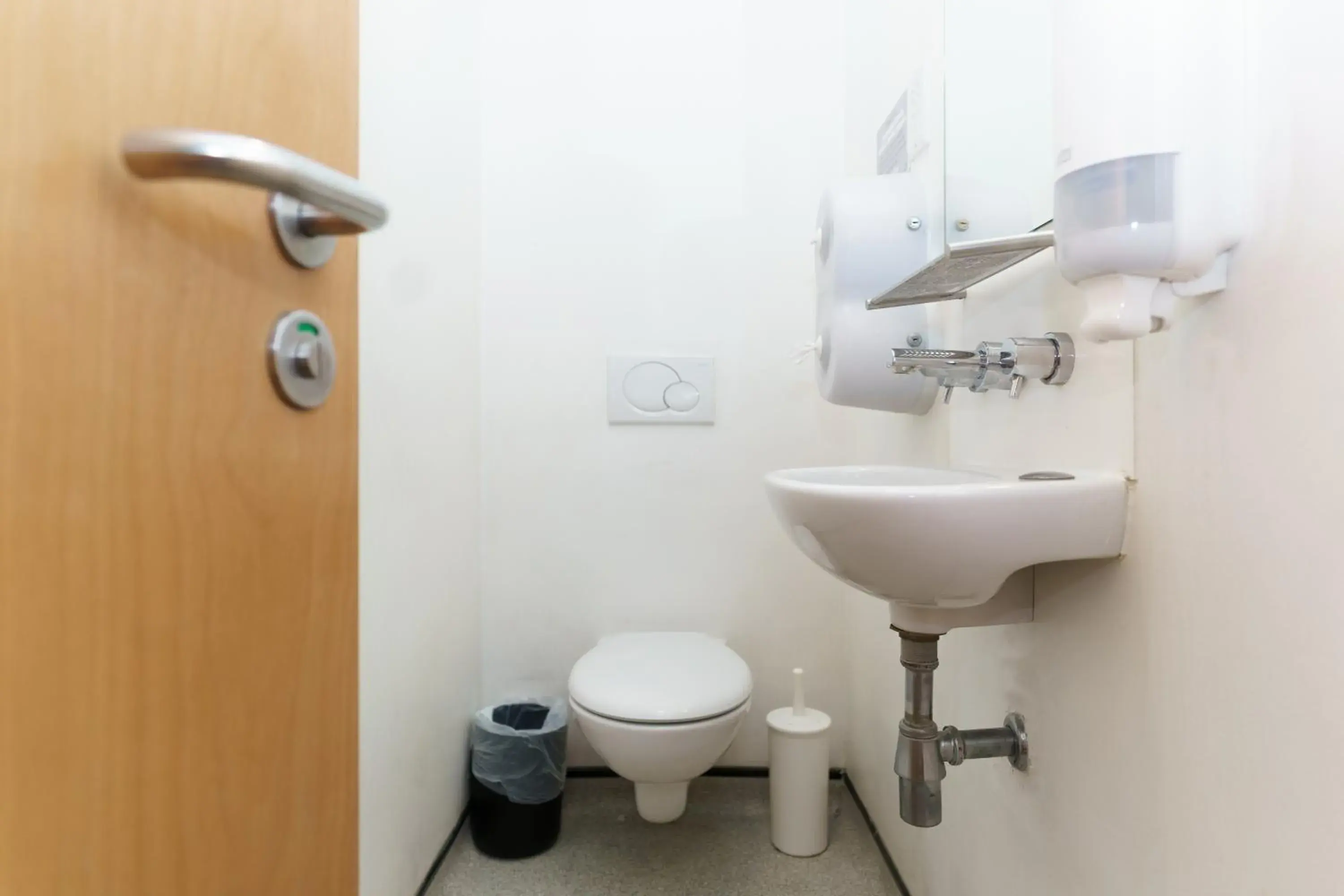 Dormitory Room (6 Adults) in YHA London Central Dormitory Room (6 Adults) in YHA London Central