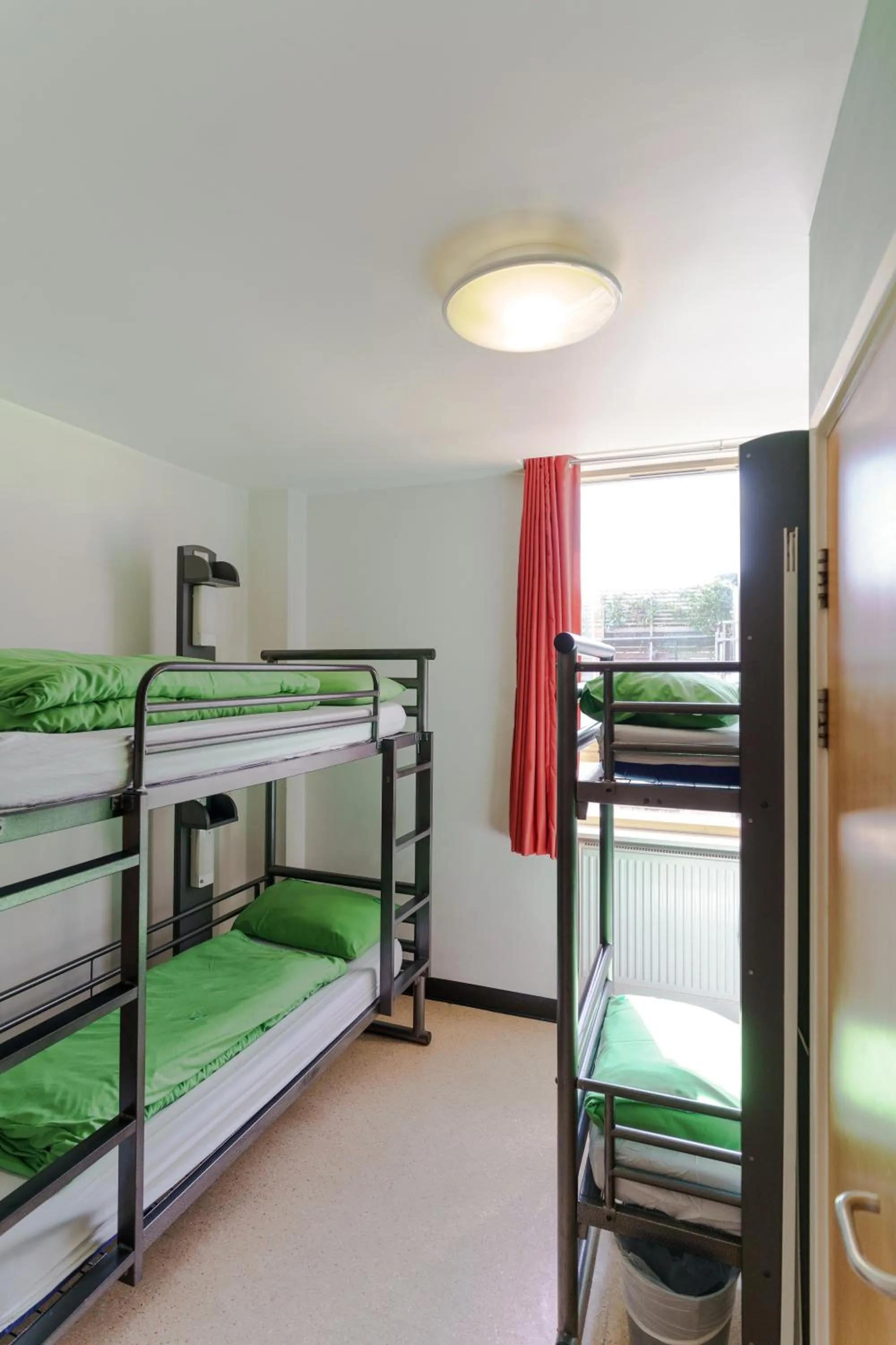 Bed in YHA London Central