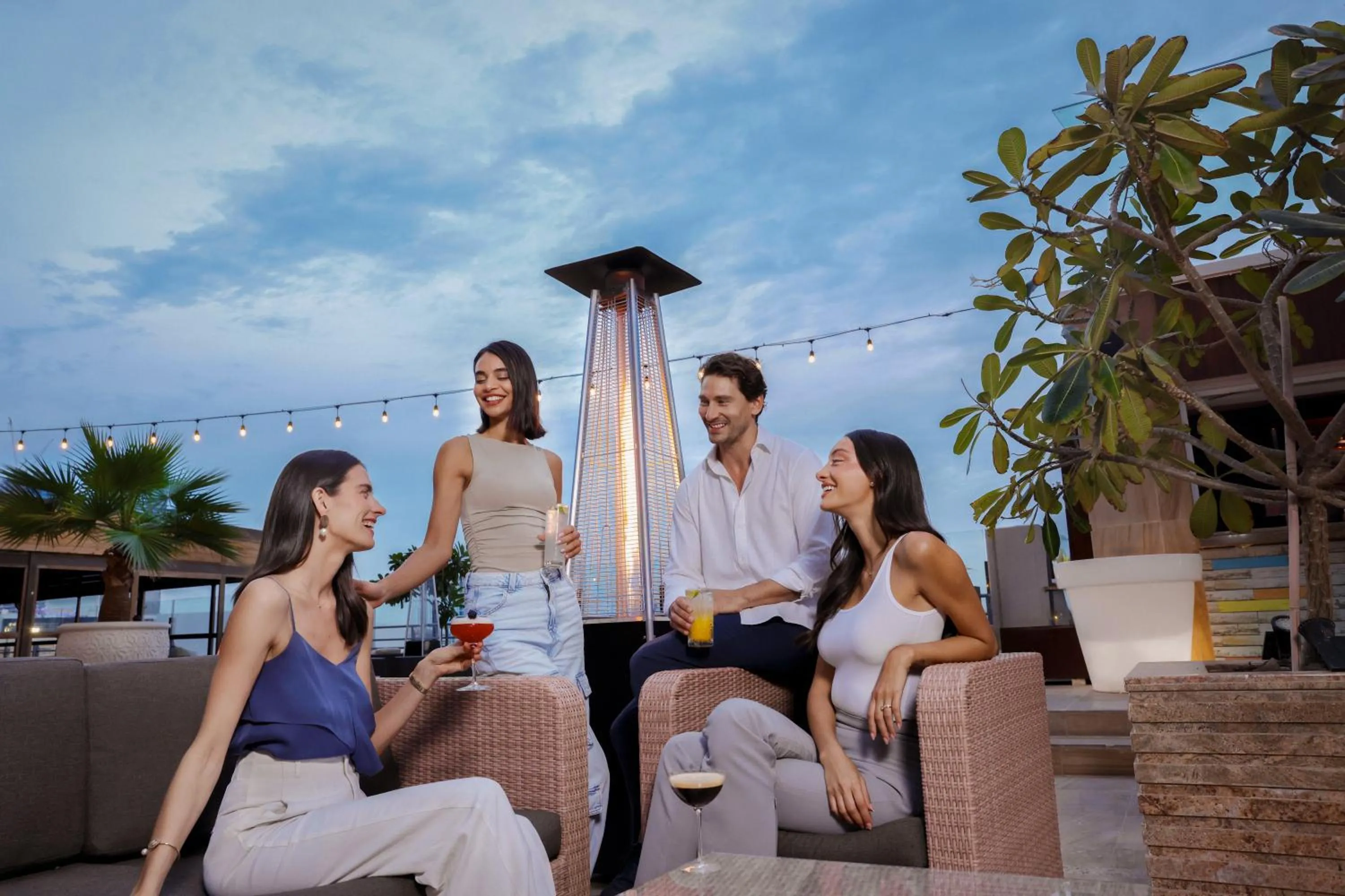 Lounge or bar in Media Rotana Dubai