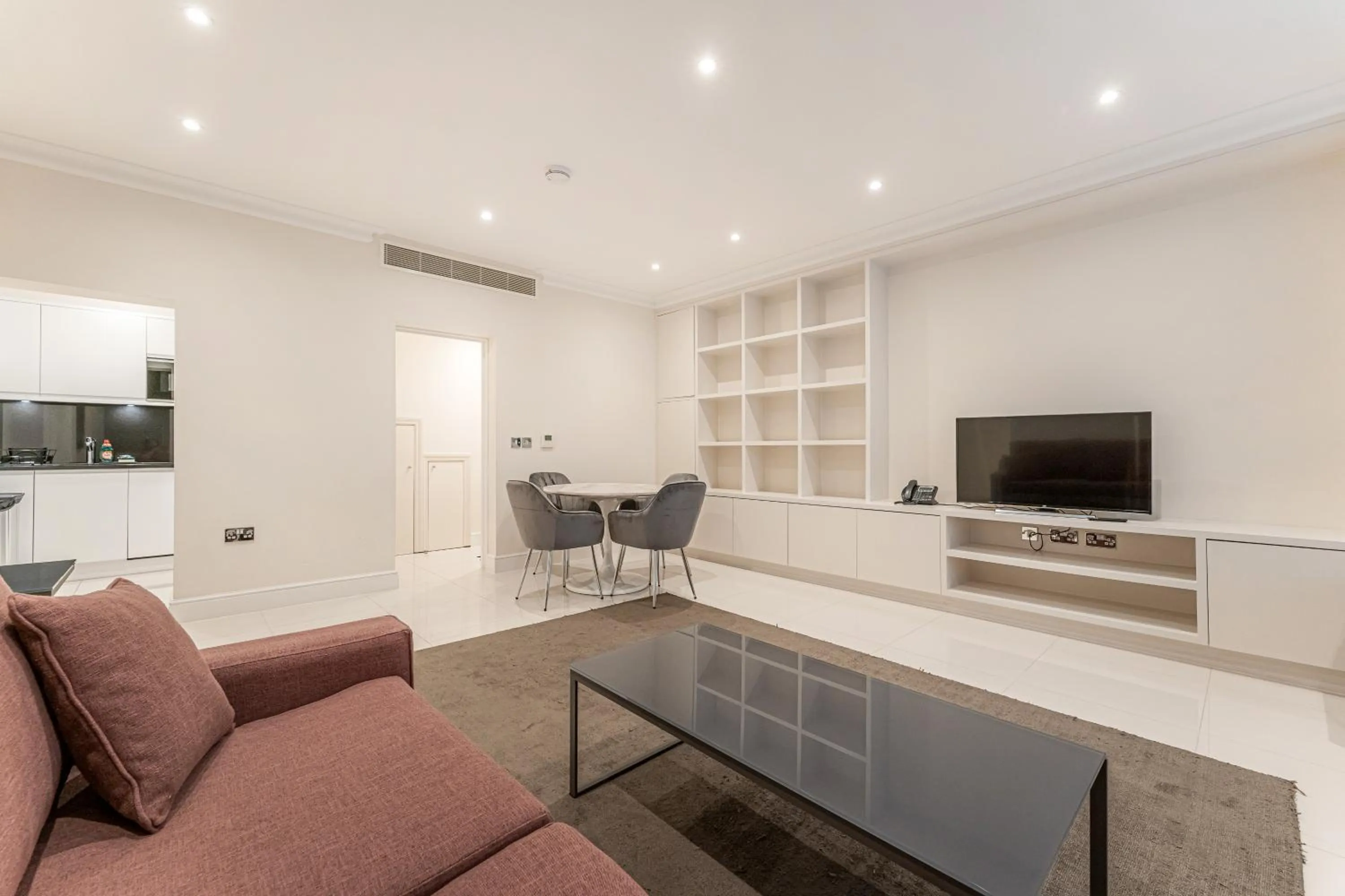 Living room in Chesham Court Knightsbridge