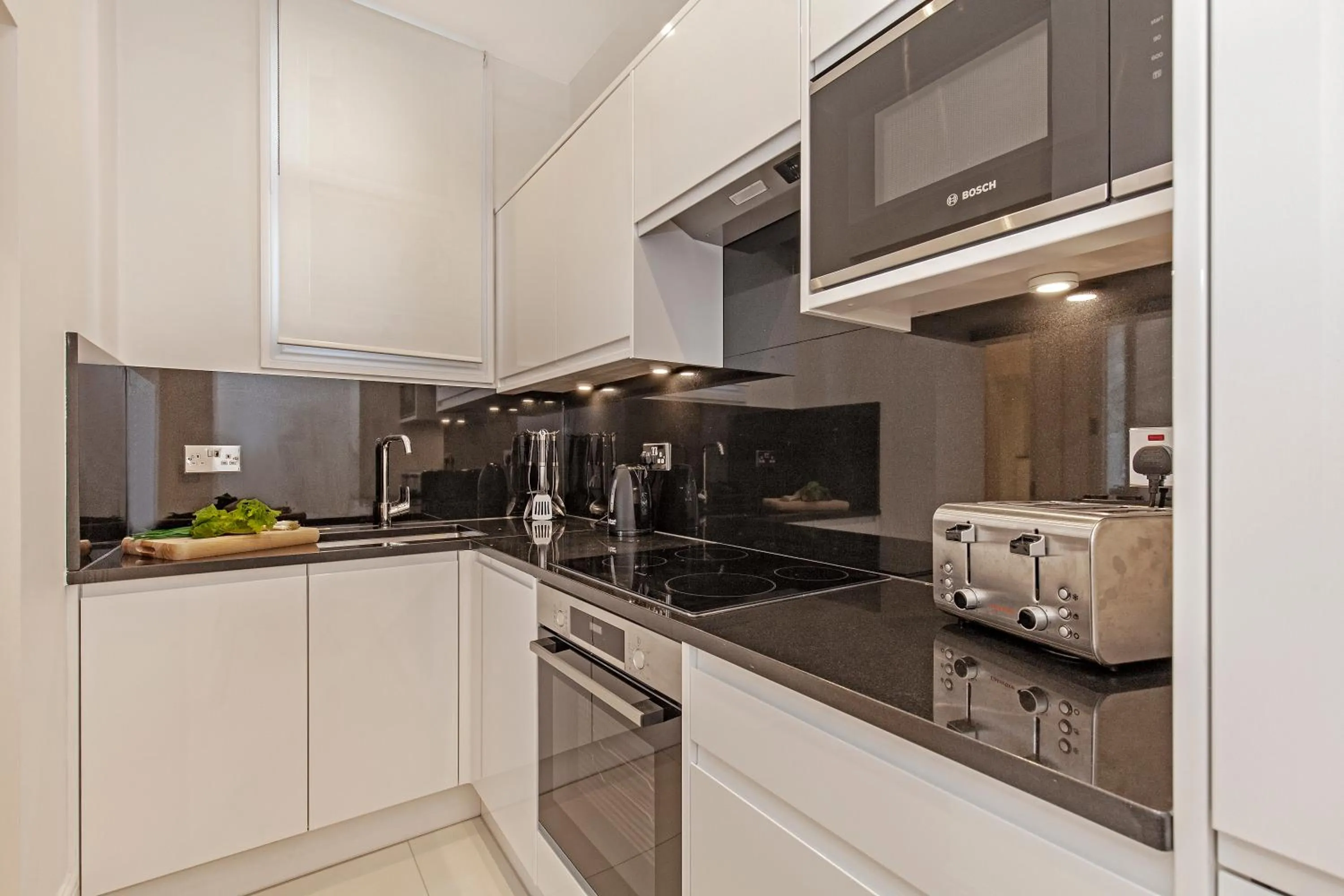 Kitchen or kitchenette in Chesham Court Knightsbridge