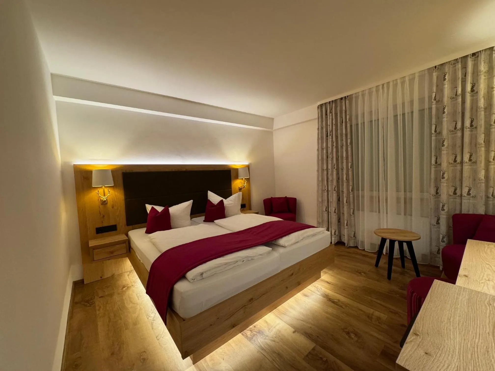 Photo of the whole room, Bed in Hotel Tannenhof