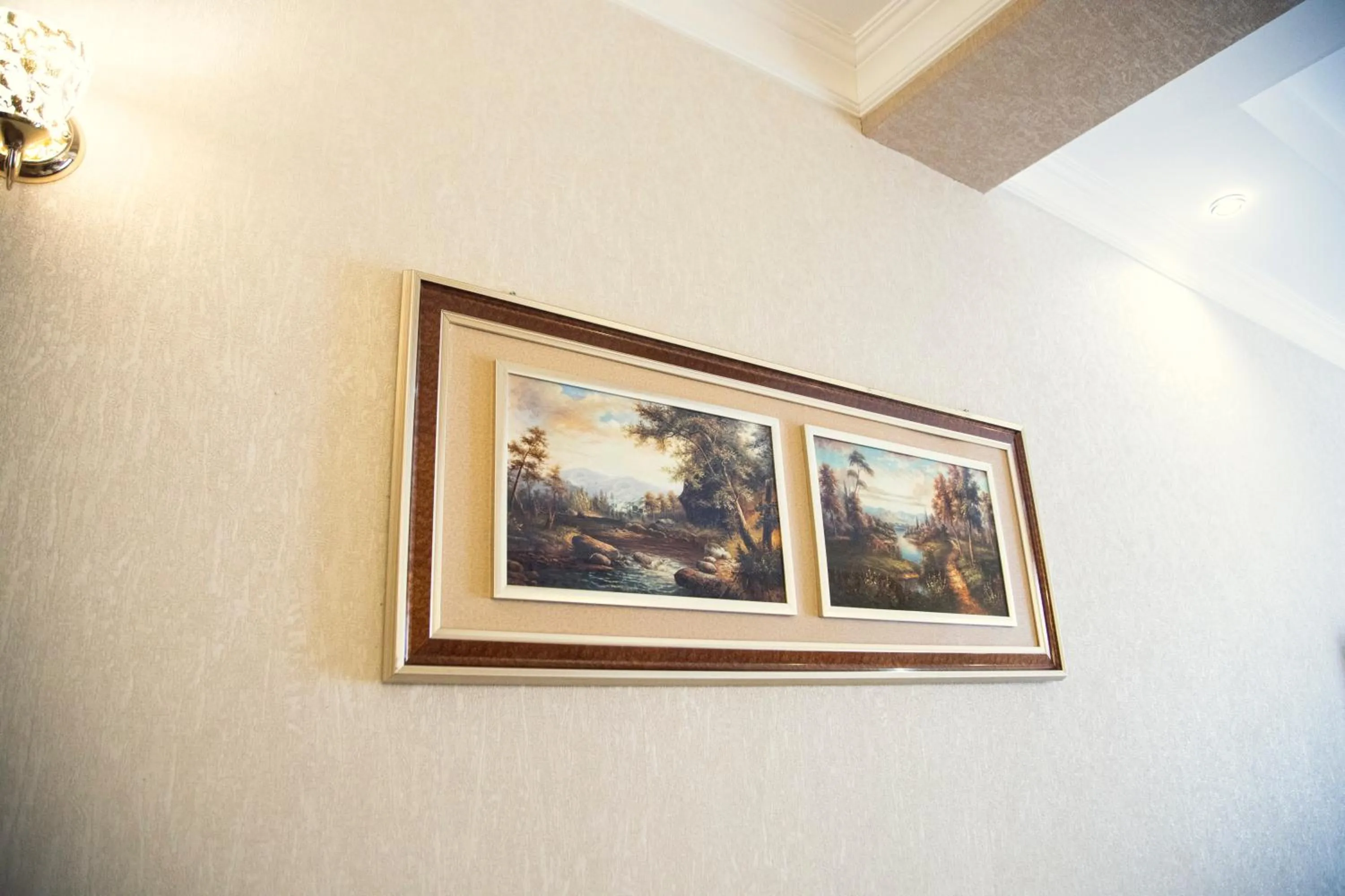 Decorative detail in Capitol Hotel